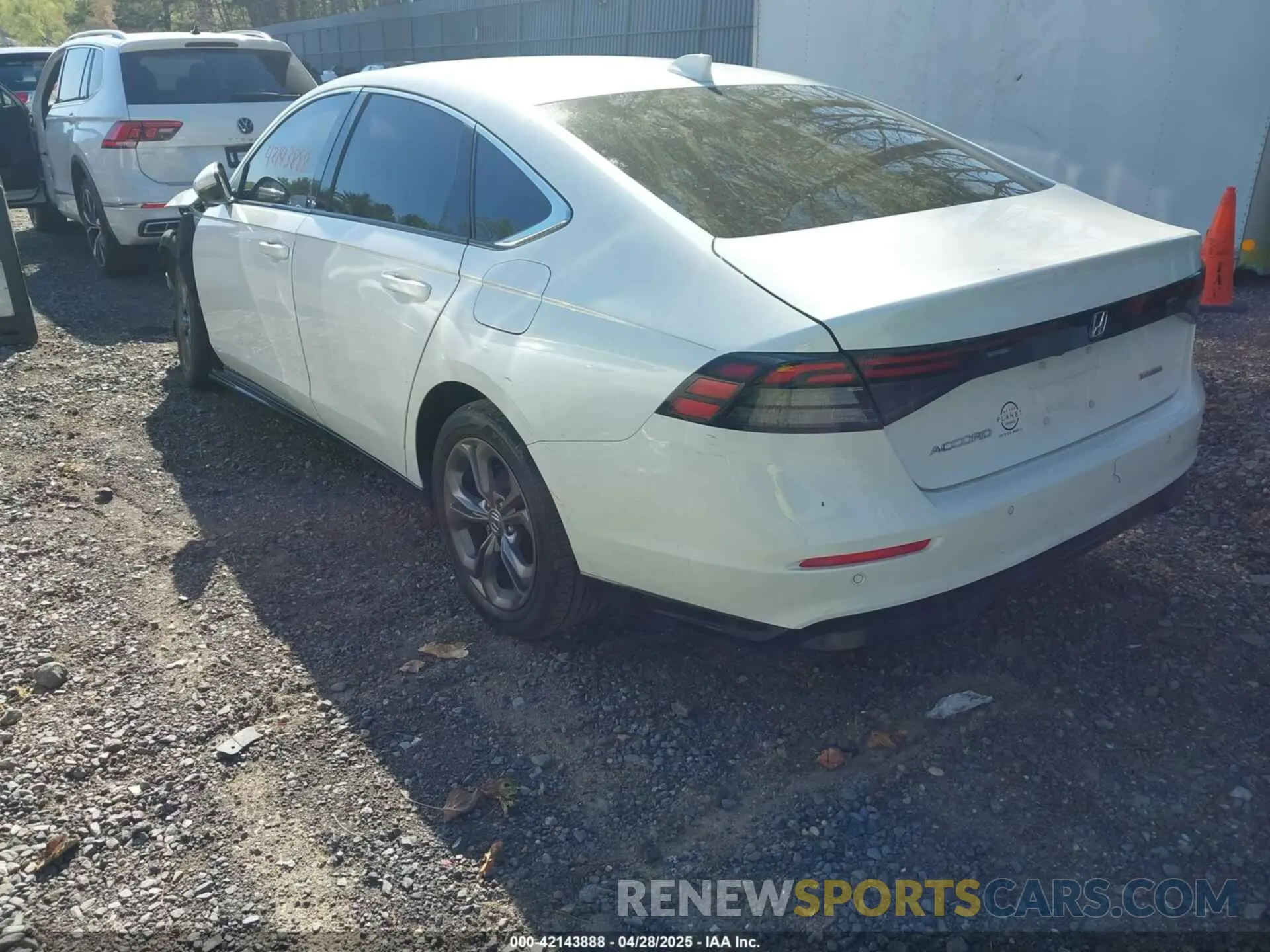 3 Фотография поврежденного автомобиля 1HGCY2F62PA048151 HONDA ACCORD 2023
