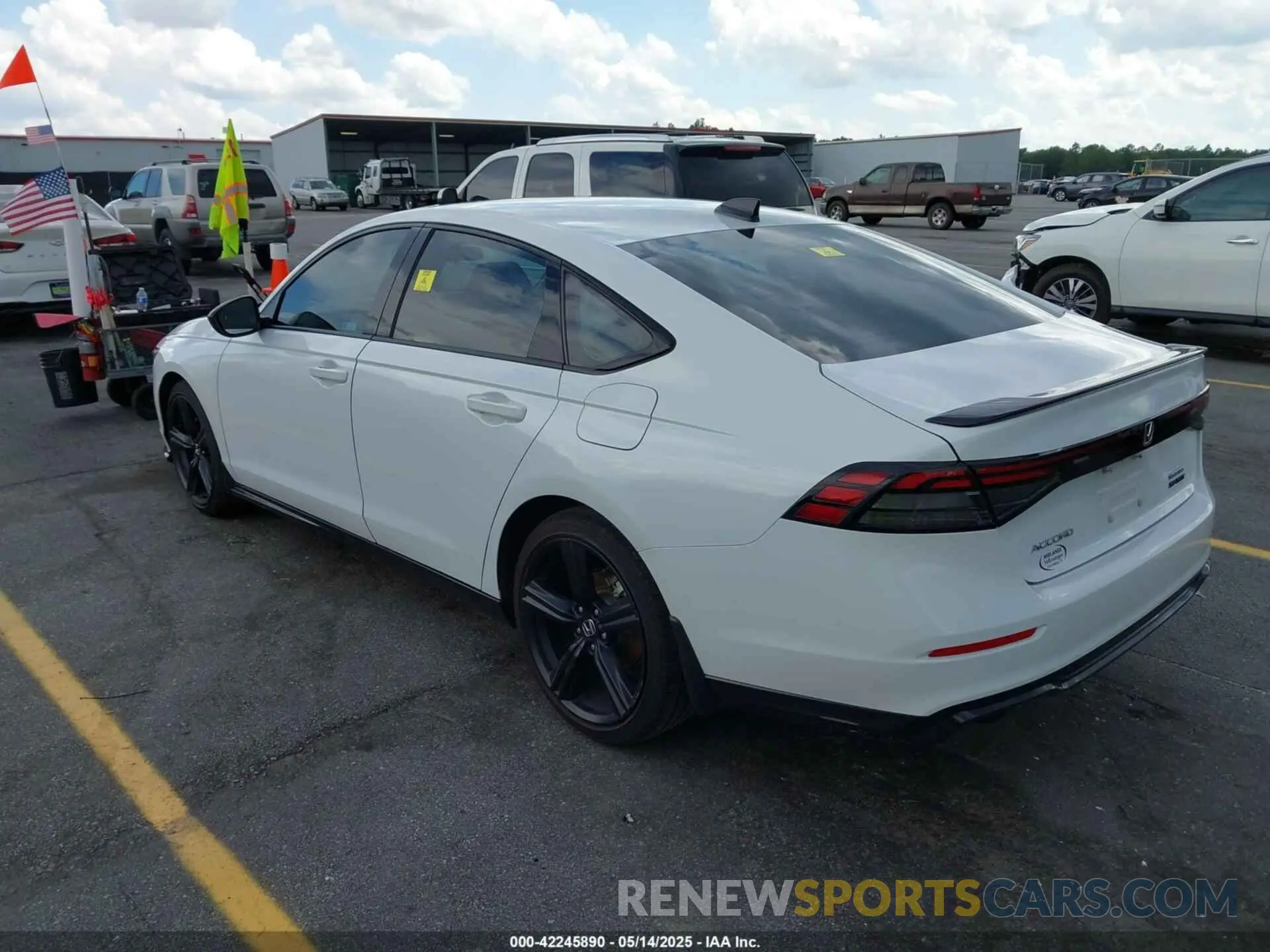 3 Фотография поврежденного автомобиля 1HGCY2F75PA056124 HONDA ACCORD 2023