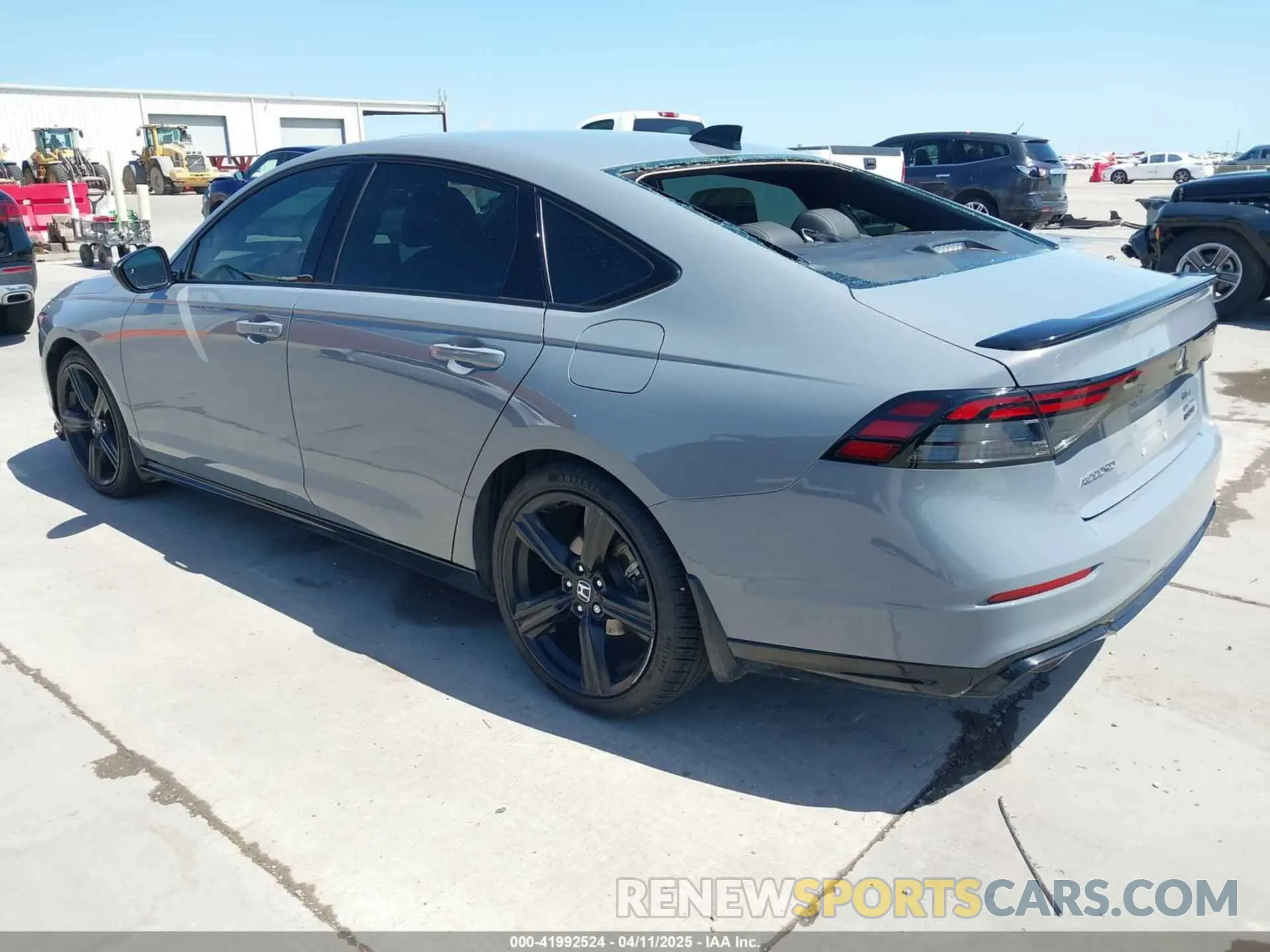 3 Фотография поврежденного автомобиля 1HGCY2F79PA053548 HONDA ACCORD 2023