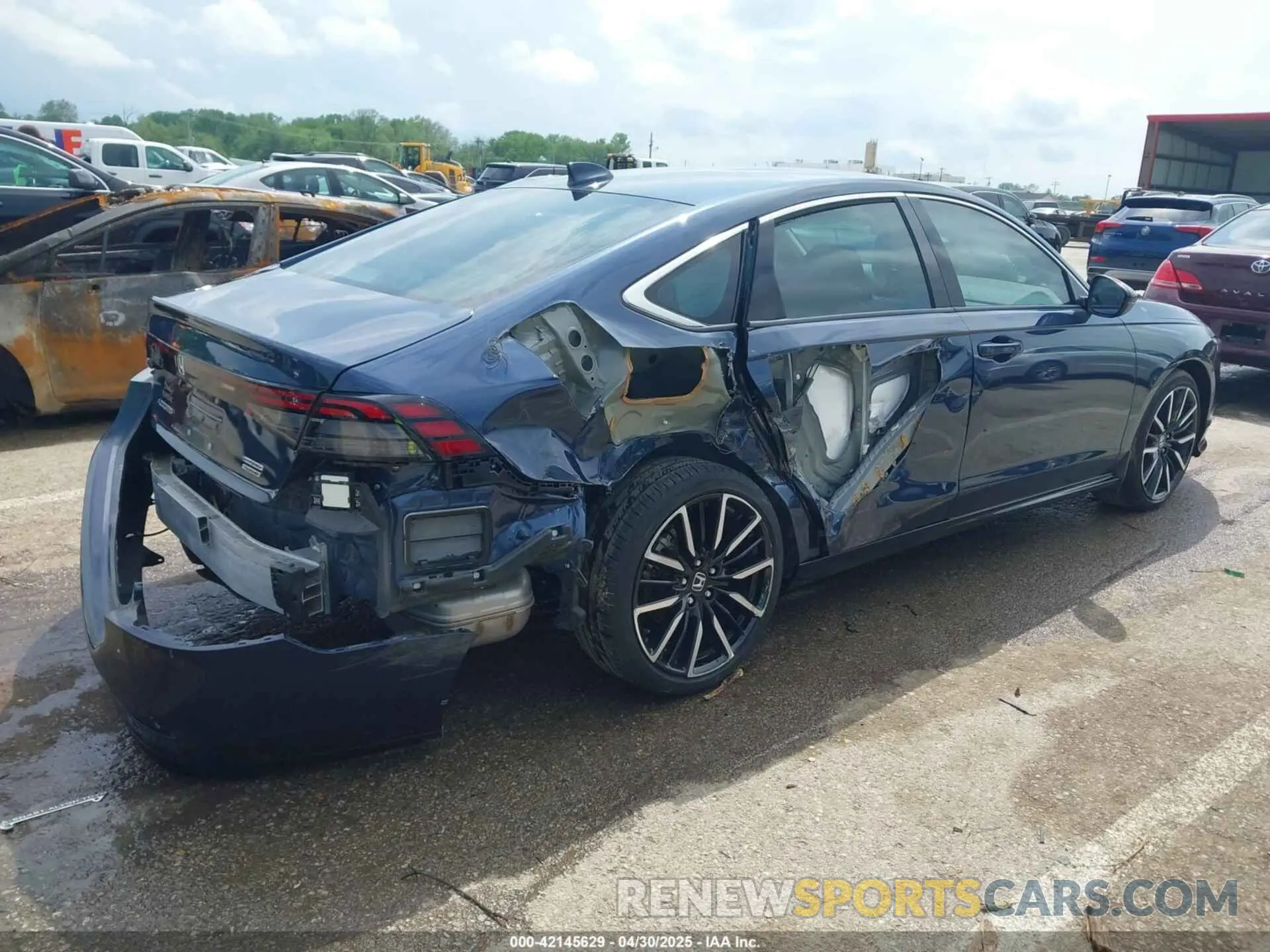 4 Фотография поврежденного автомобиля 1HGCY2F82PA029648 HONDA ACCORD 2023