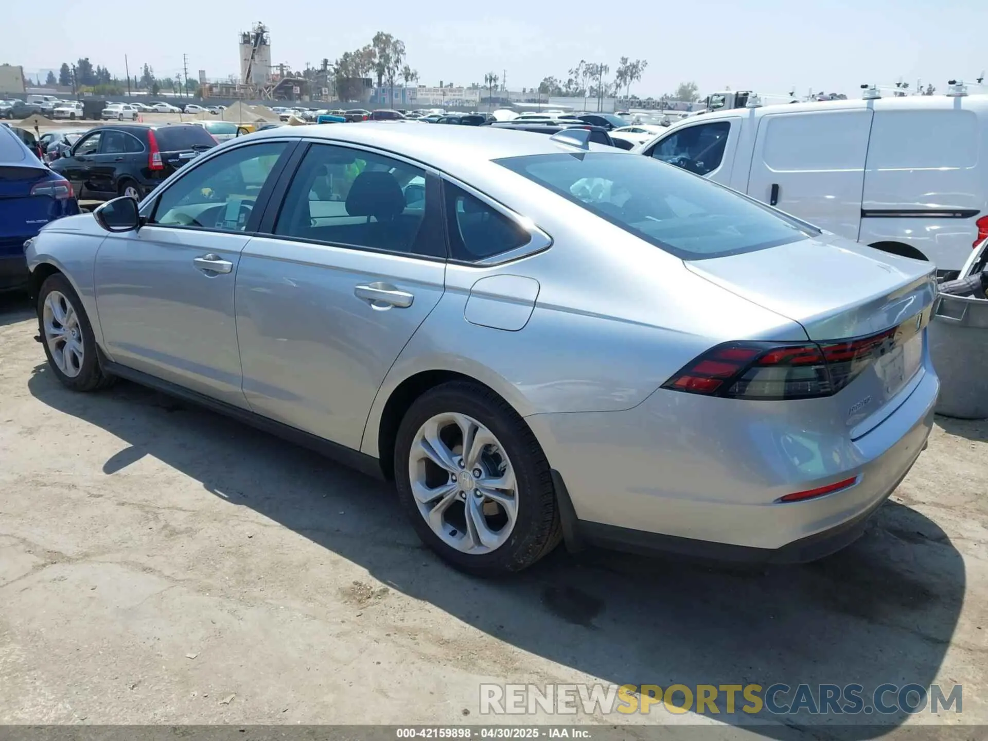 3 Фотография поврежденного автомобиля 1HGCY1F20RA040429 HONDA ACCORD 2024