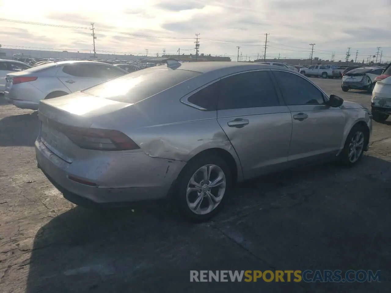 3 Фотография поврежденного автомобиля 1HGCY1F26RA008391 HONDA ACCORD 2024