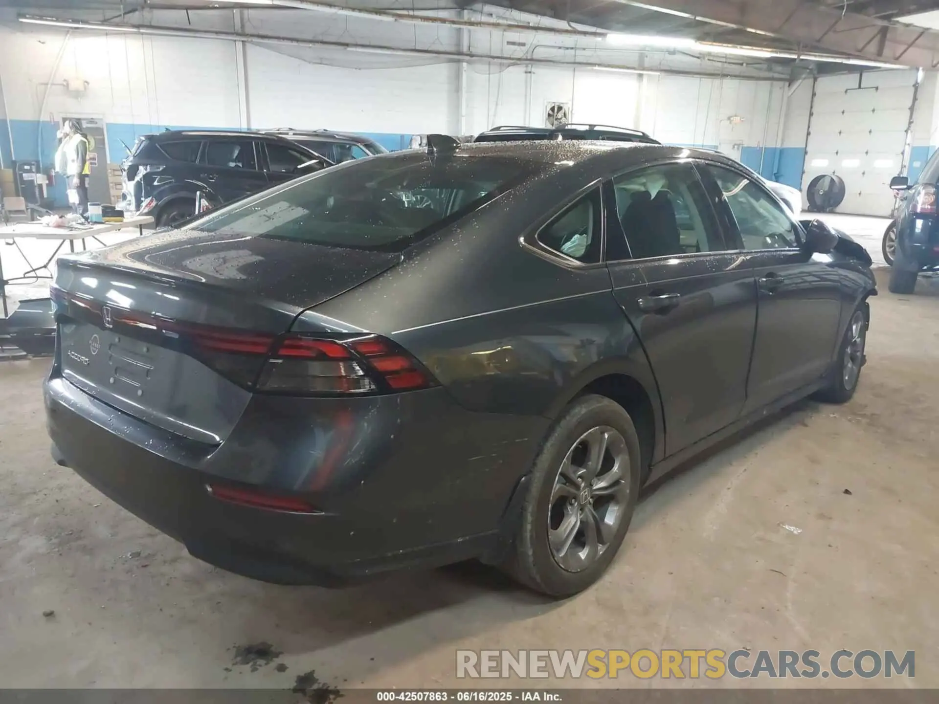 4 Фотография поврежденного автомобиля 1HGCY1F30RA055490 HONDA ACCORD 2024