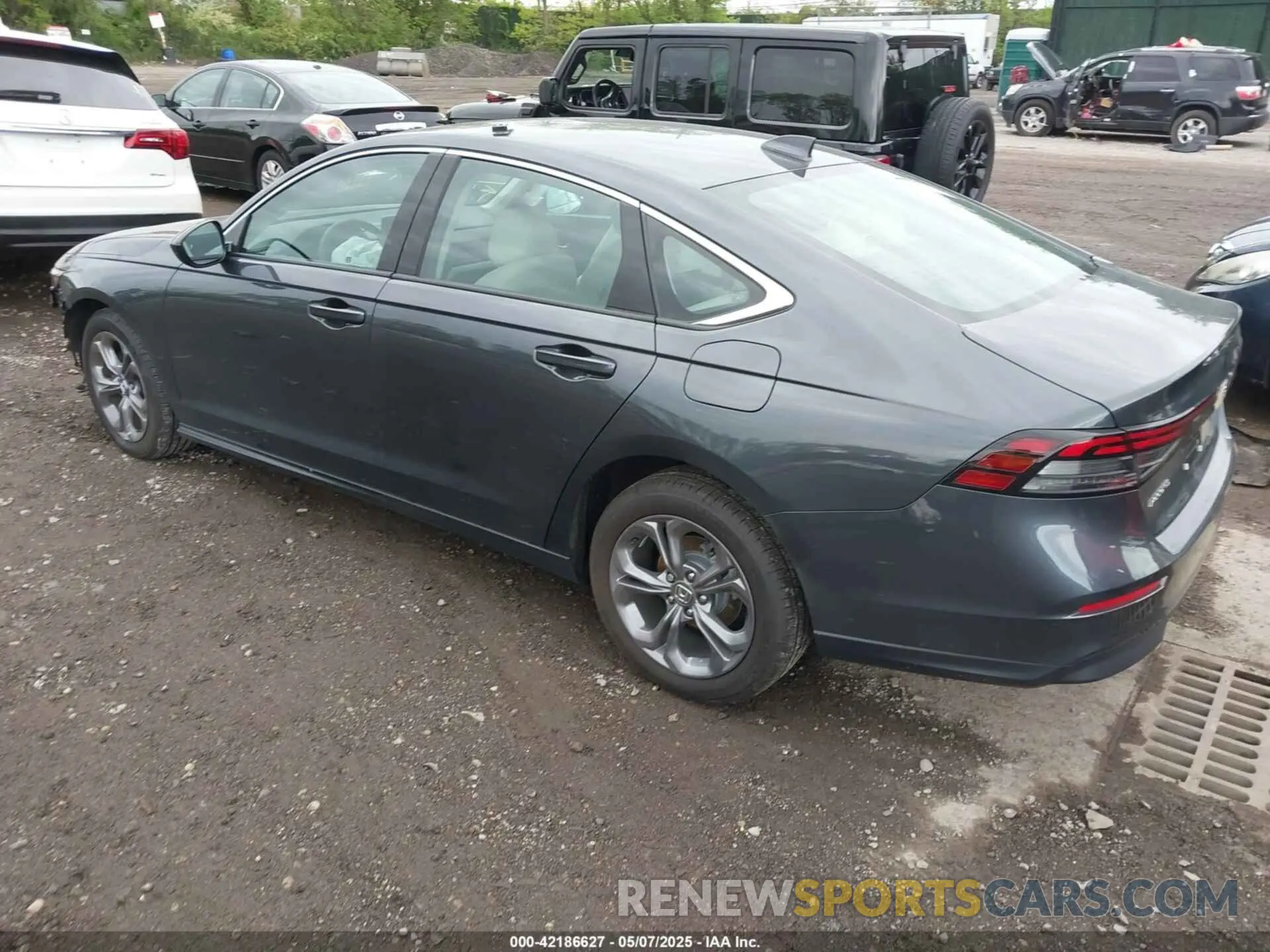 3 Фотография поврежденного автомобиля 1HGCY1F31RA060679 HONDA ACCORD 2024