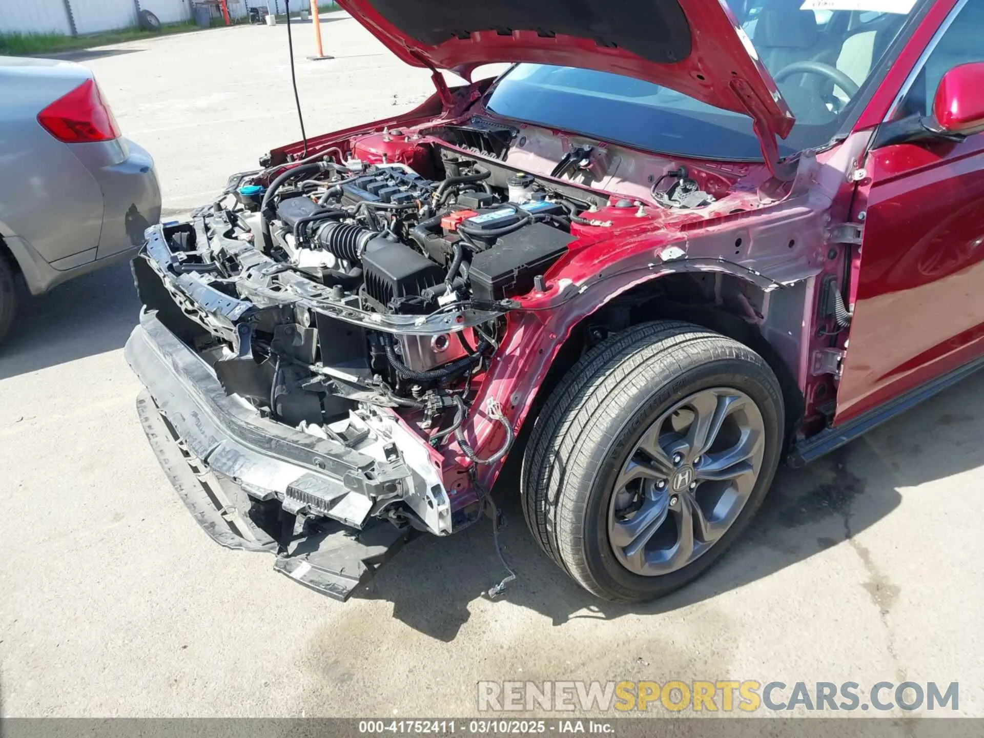 18 Photograph of a damaged car 1HGCY1F33RA000189 HONDA ACCORD 2024