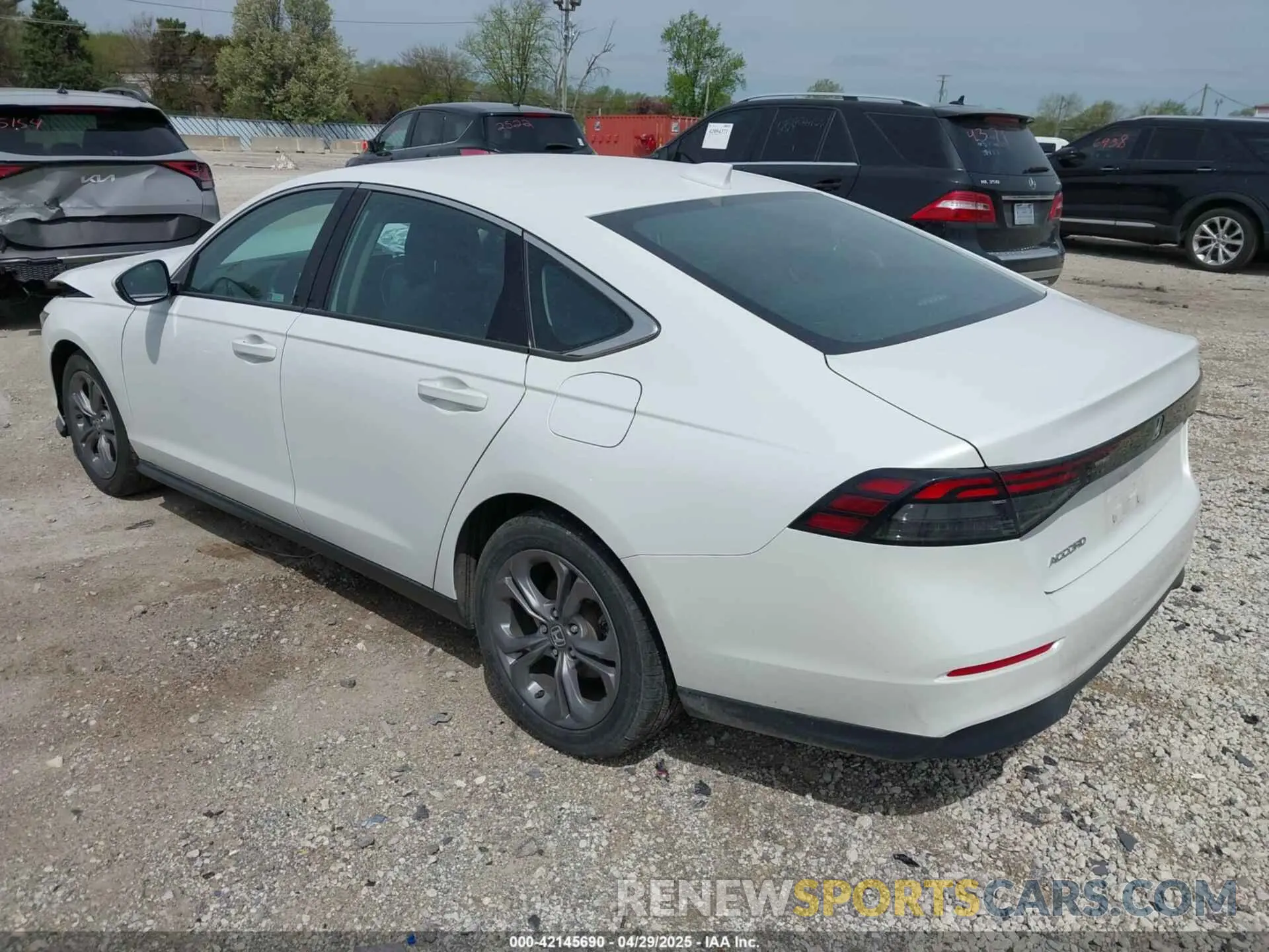 3 Фотография поврежденного автомобиля 1HGCY1F33RA058528 HONDA ACCORD 2024