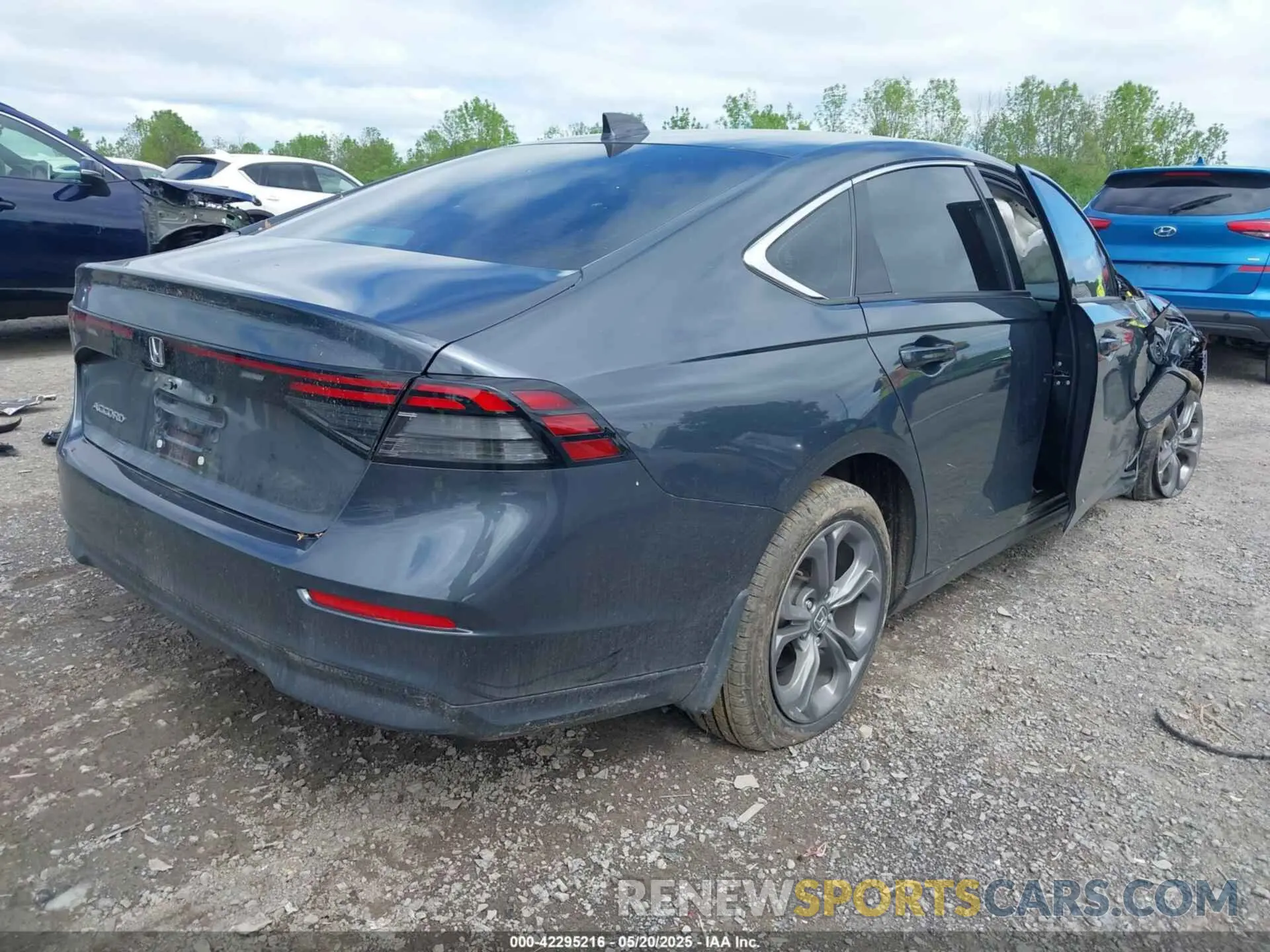 4 Фотография поврежденного автомобиля 1HGCY1F34RA004686 HONDA ACCORD 2024