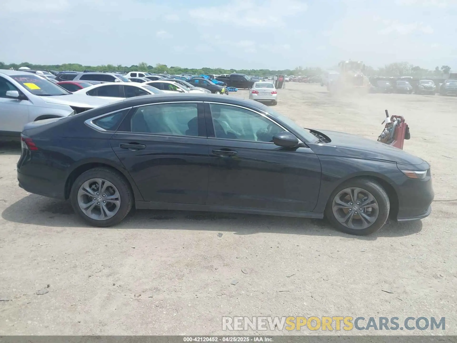 14 Фотография поврежденного автомобиля 1HGCY1F34RA076939 HONDA ACCORD 2024