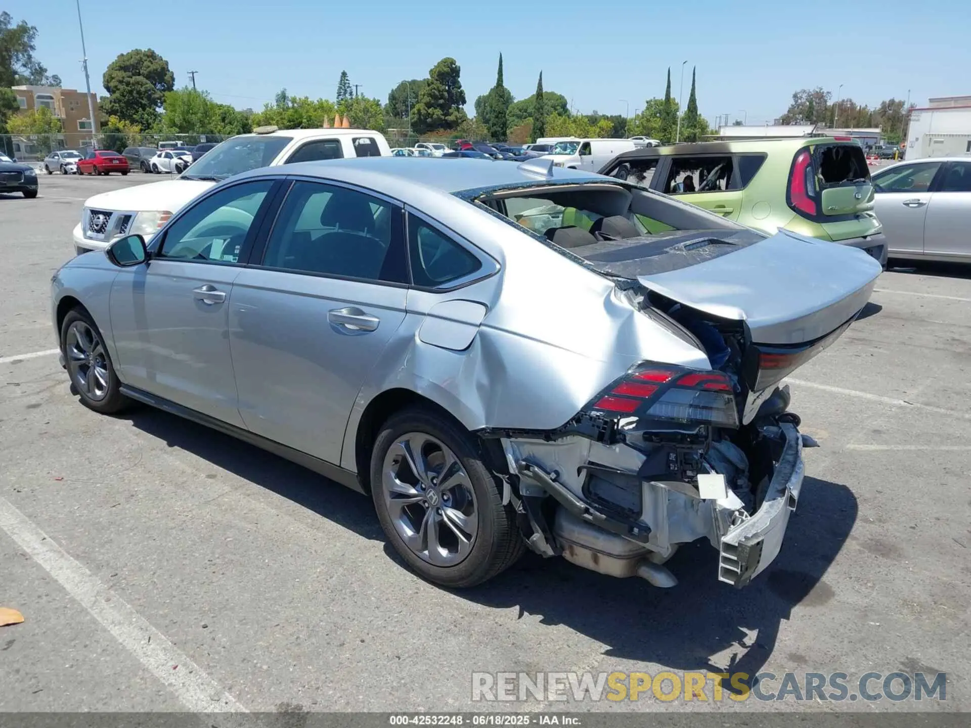 3 Фотография поврежденного автомобиля 1HGCY1F34RA077380 HONDA ACCORD 2024