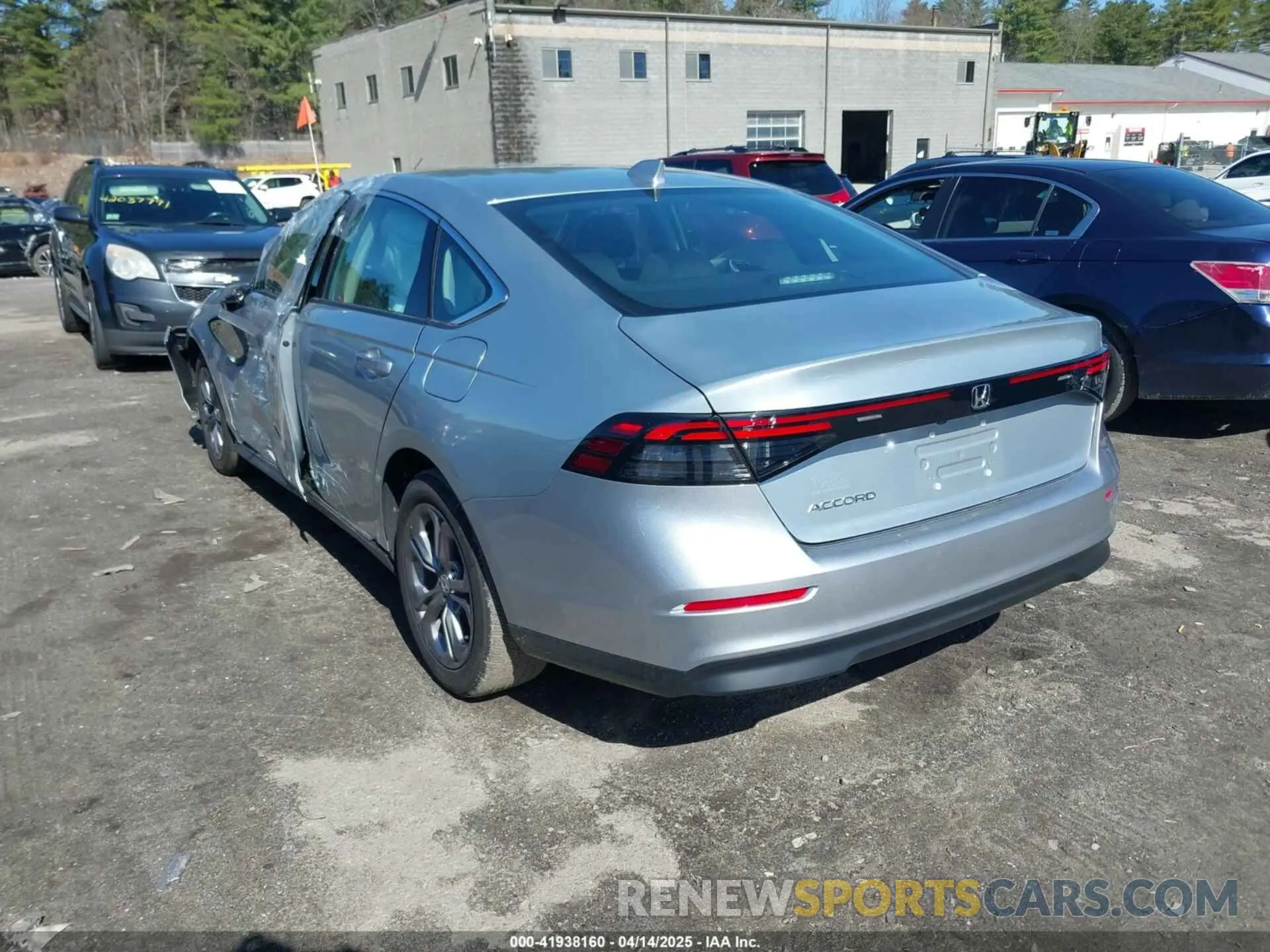3 Фотография поврежденного автомобиля 1HGCY1F34RA089951 HONDA ACCORD 2024
