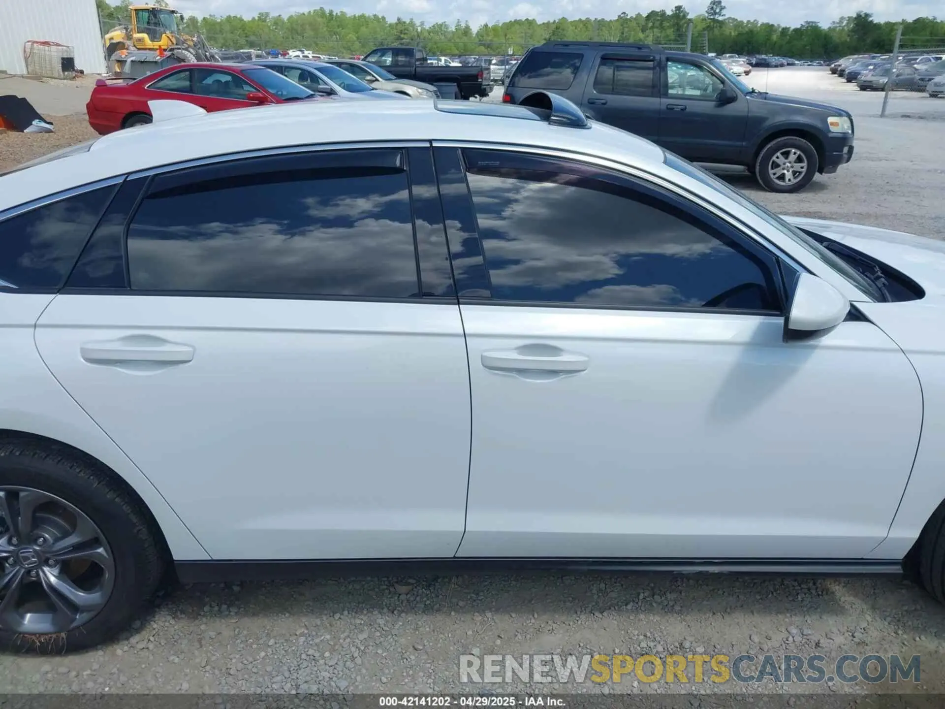 14 Фотография поврежденного автомобиля 1HGCY1F35RA002011 HONDA ACCORD 2024