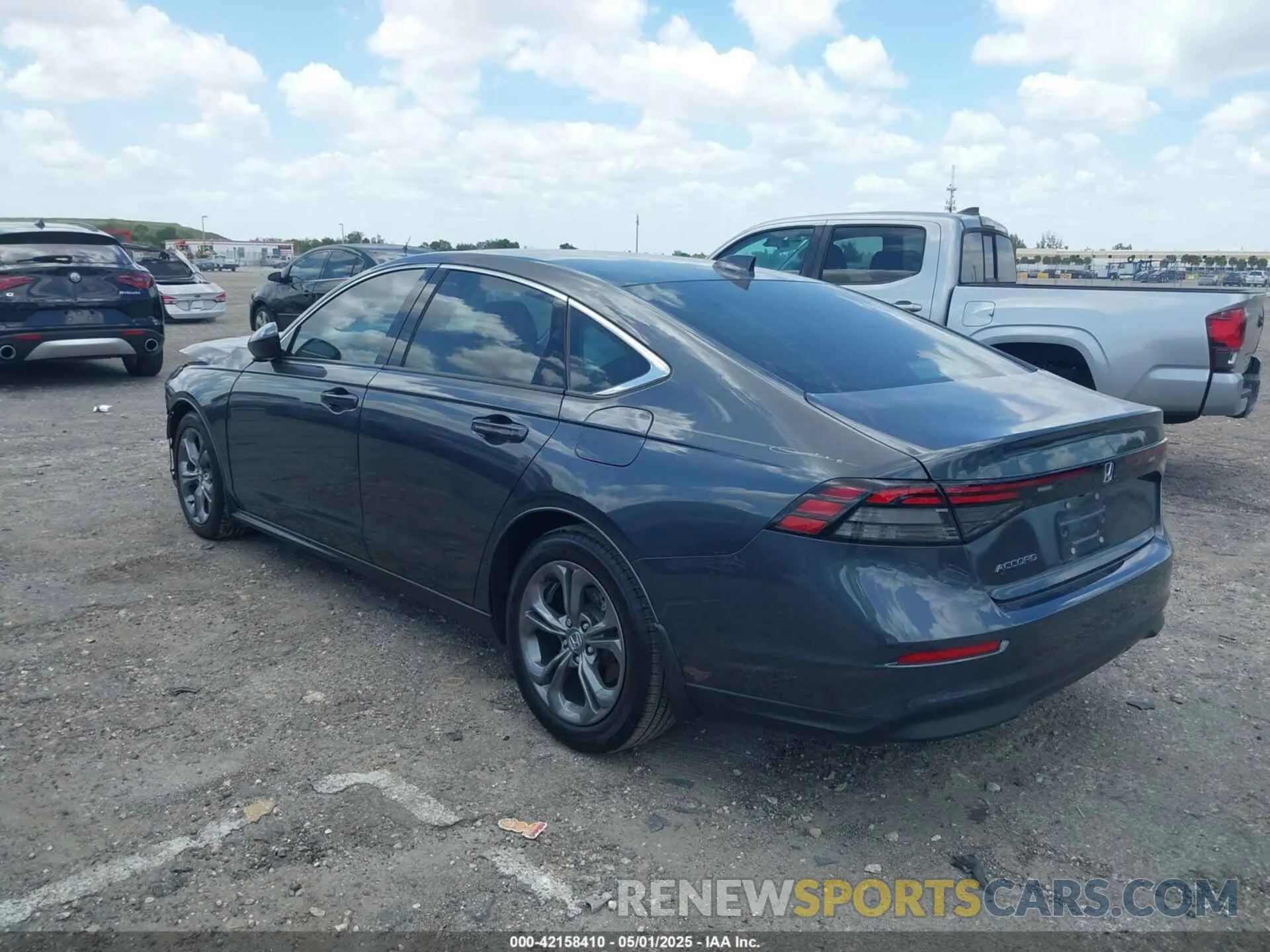 3 Фотография поврежденного автомобиля 1HGCY1F35RA053945 HONDA ACCORD 2024