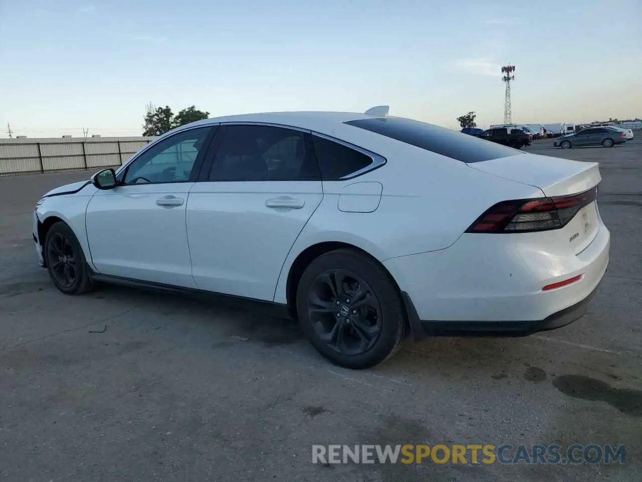 2 Фотография поврежденного автомобиля 1HGCY1F35RA057736 HONDA ACCORD 2024
