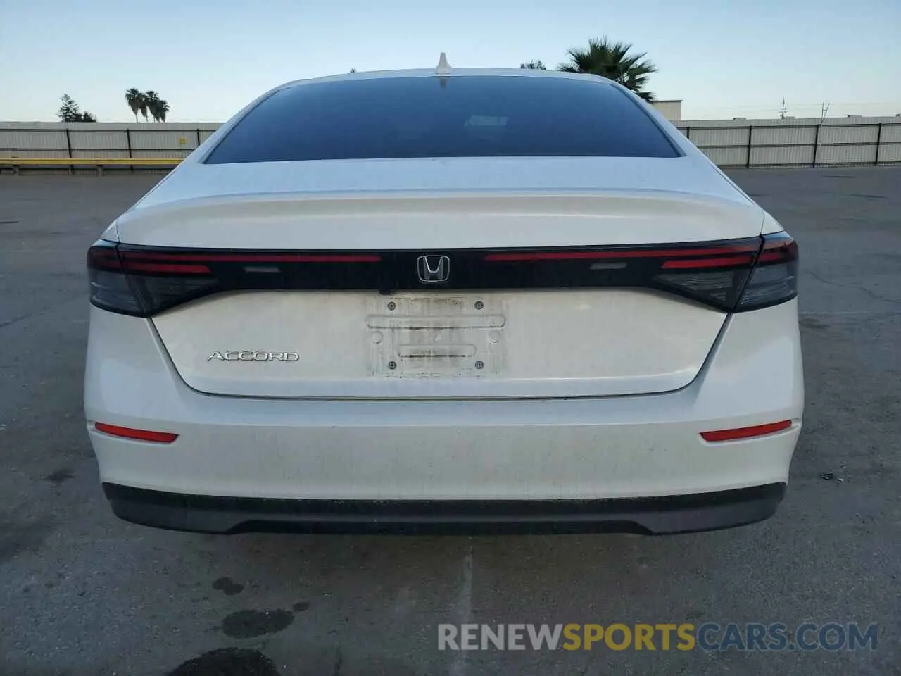 6 Фотография поврежденного автомобиля 1HGCY1F35RA057736 HONDA ACCORD 2024