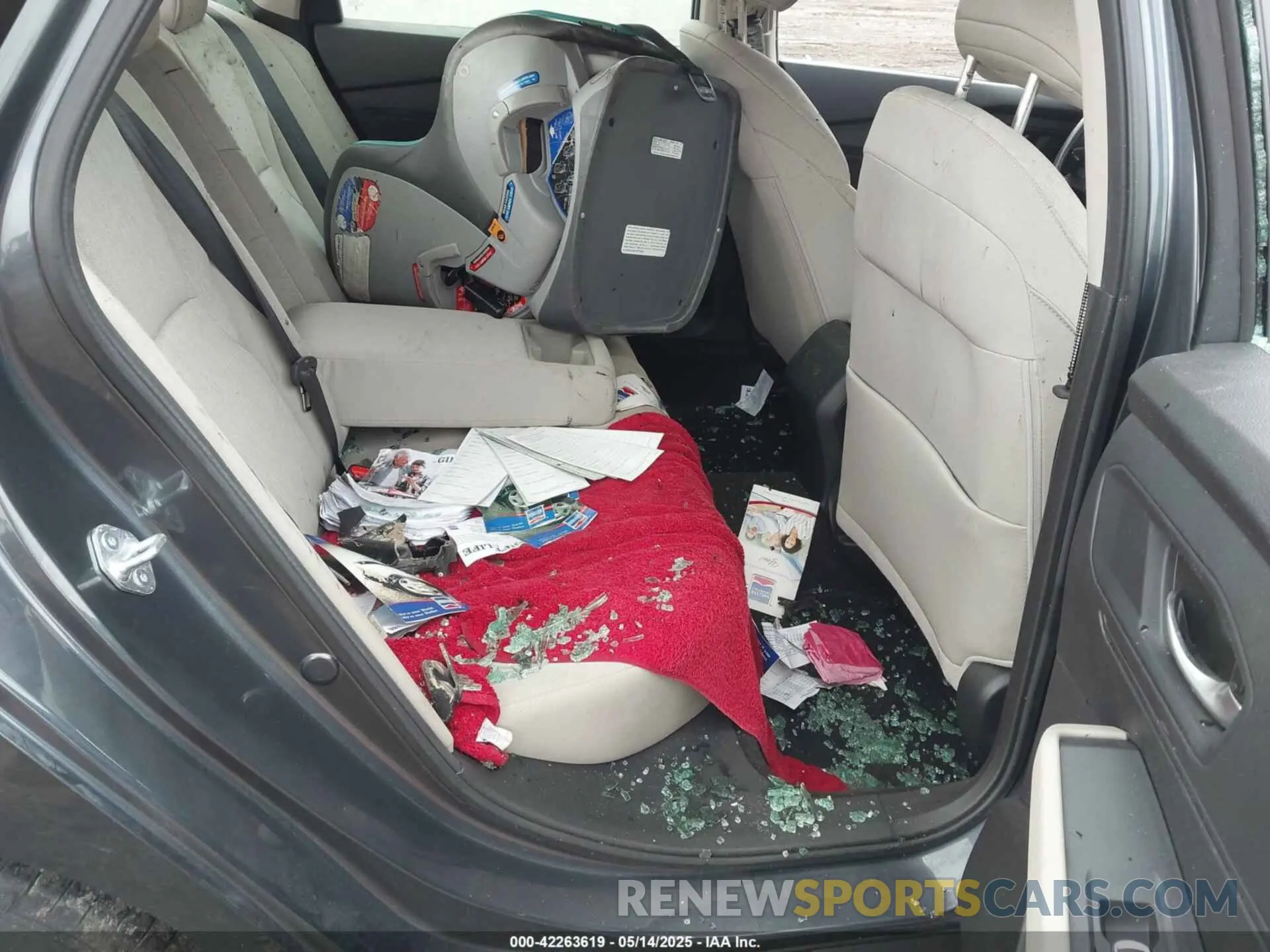8 Photograph of a damaged car 1HGCY1F39RA092019 HONDA ACCORD 2024