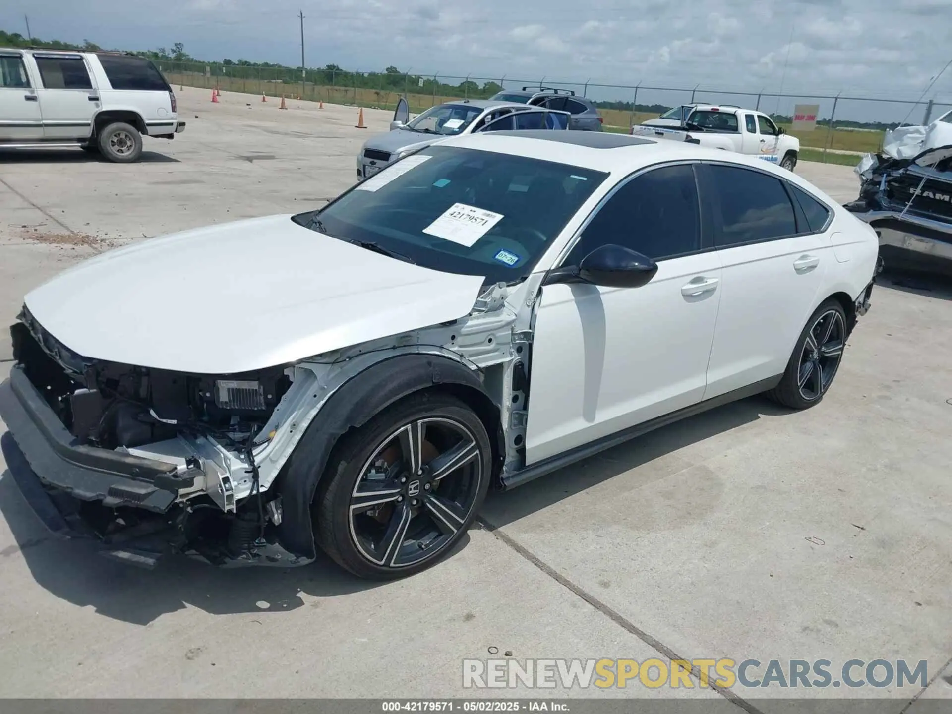 2 Photograph of a damaged car 1HGCY2F52RA069236 HONDA ACCORD 2024
