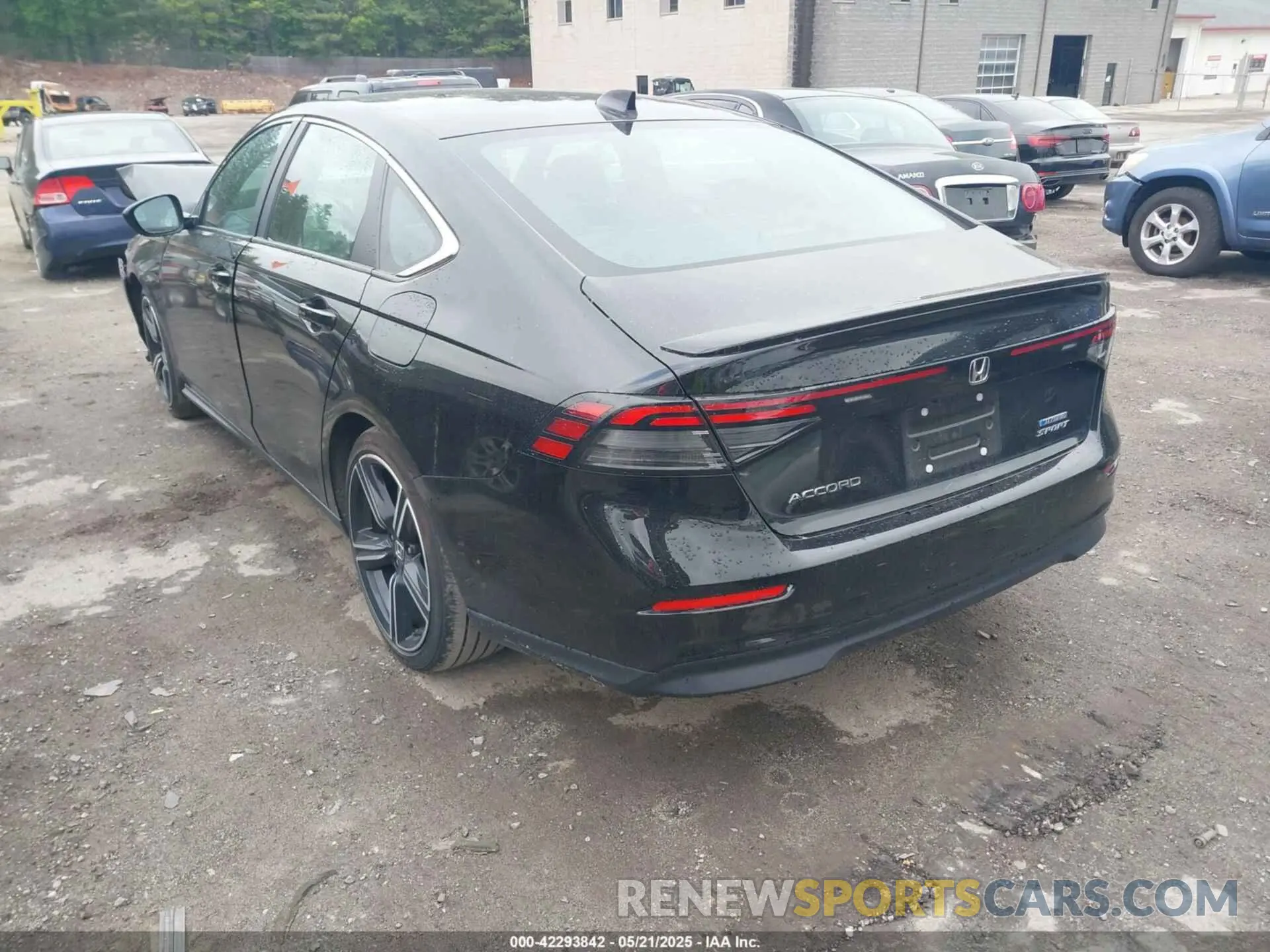 3 Фотография поврежденного автомобиля 1HGCY2F53RA002743 HONDA ACCORD 2024