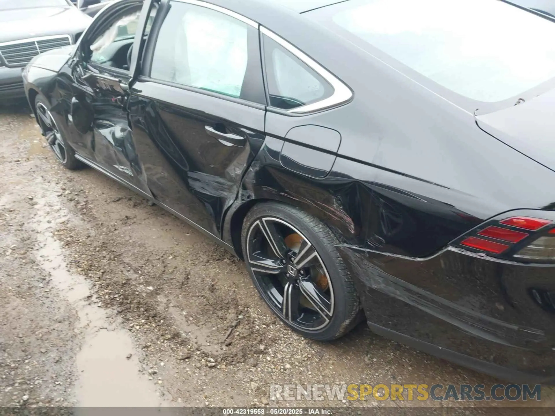 17 Photograph of a damaged car 1HGCY2F55RA061597 HONDA ACCORD 2024