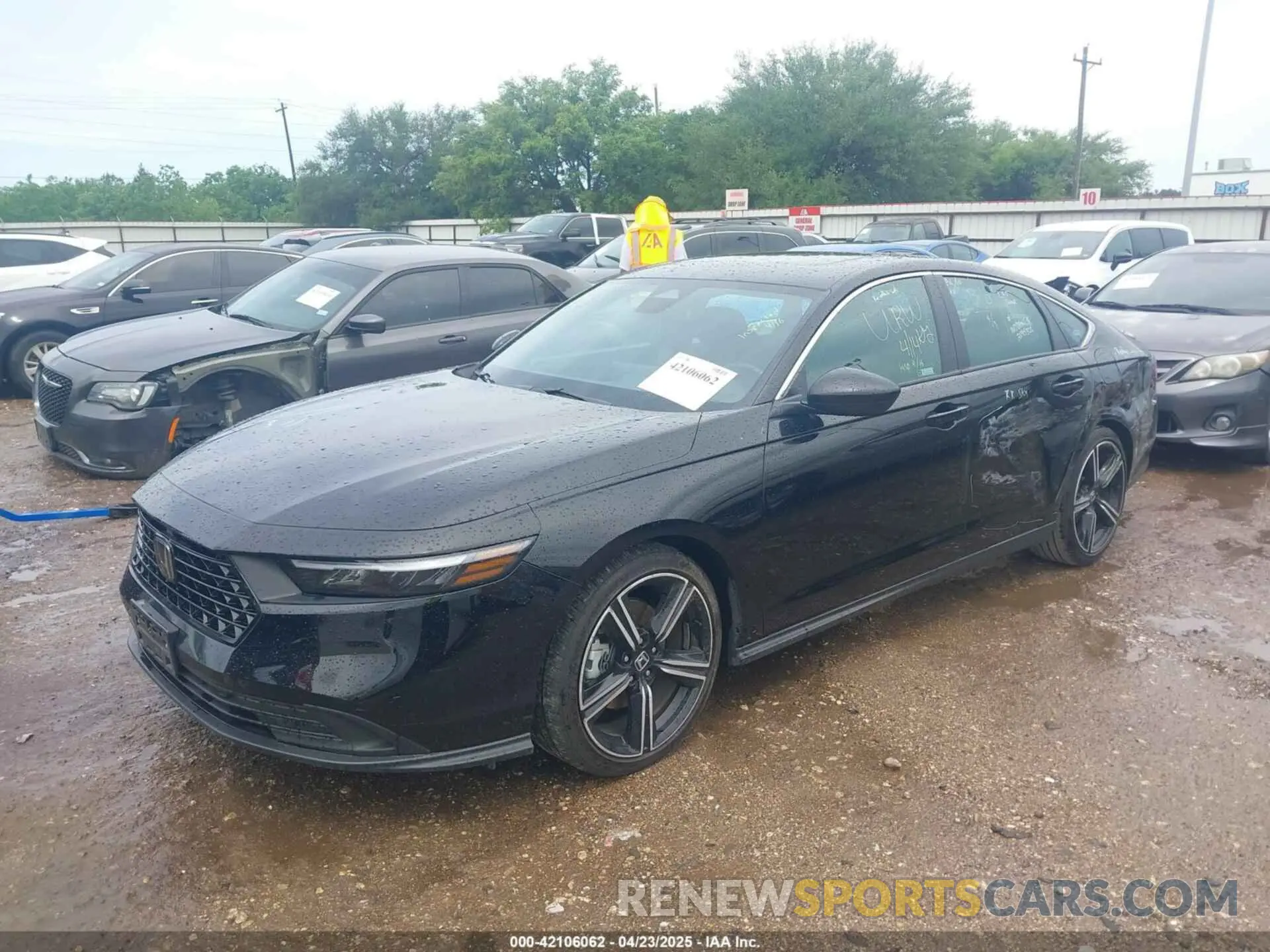 2 Фотография поврежденного автомобиля 1HGCY2F57RA046437 HONDA ACCORD 2024