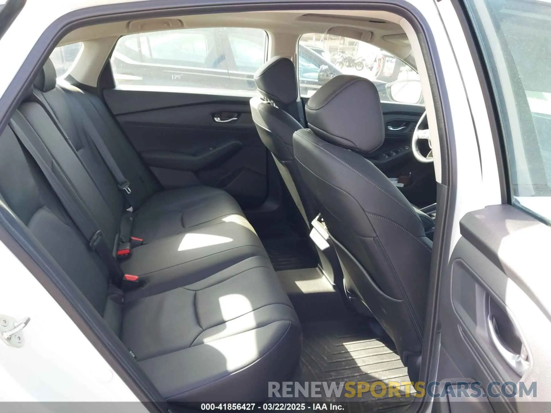 8 Фотография поврежденного автомобиля 1HGCY2F62RA005044 HONDA ACCORD 2024