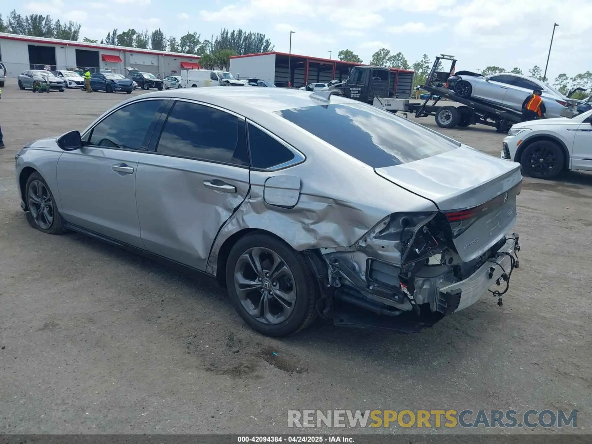 3 Фотография поврежденного автомобиля 1HGCY2F63RA029823 HONDA ACCORD 2024