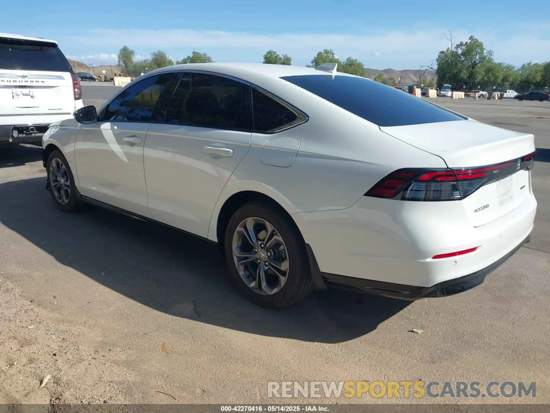 3 Фотография поврежденного автомобиля 1HGCY2F64RA039485 HONDA ACCORD 2024