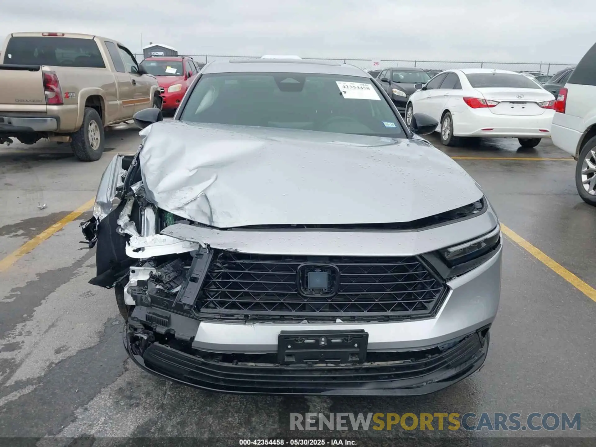 12 Photograph of a damaged car 1HGCY2F71RA032504 HONDA ACCORD 2024