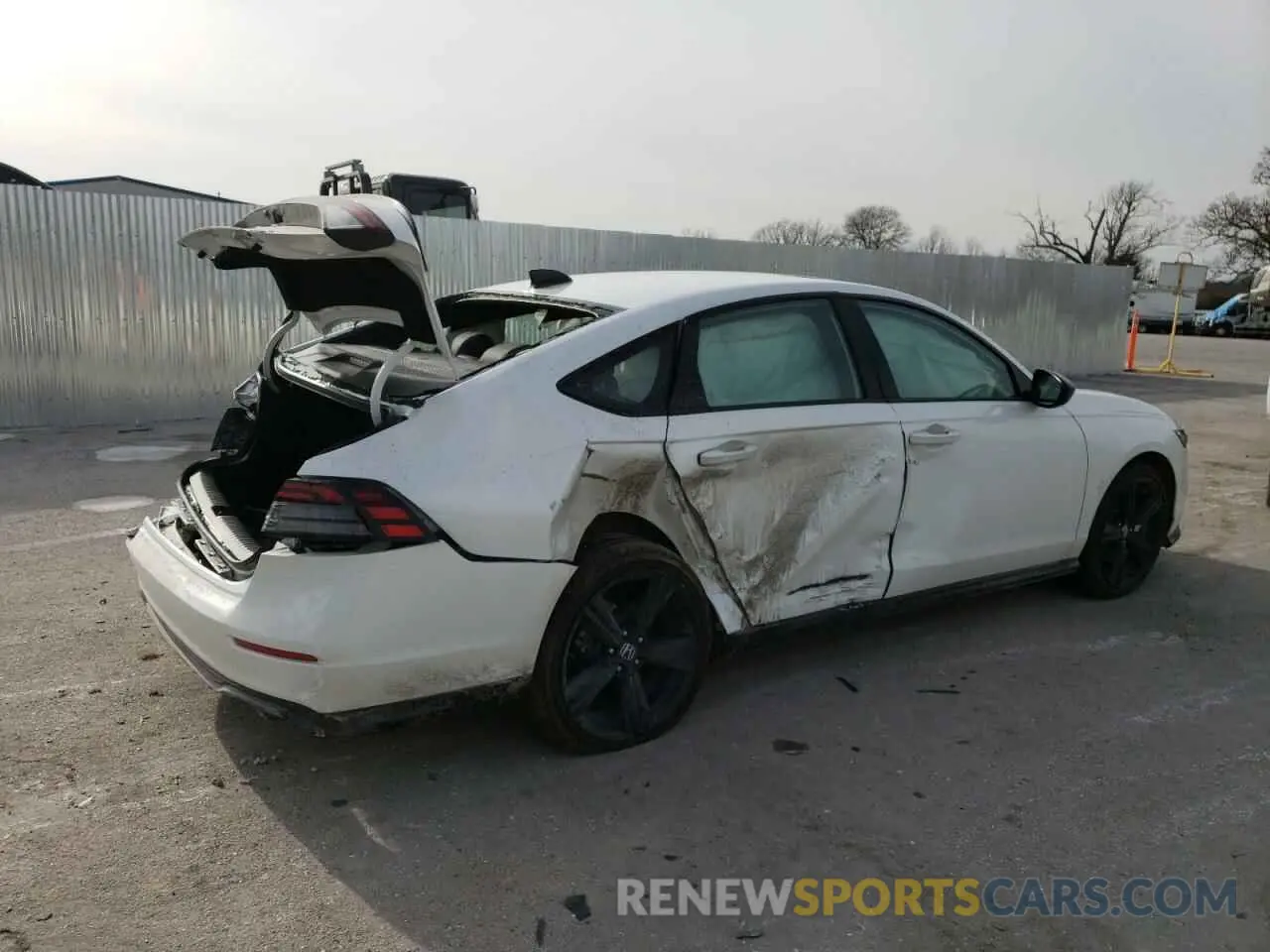 3 Фотография поврежденного автомобиля 1HGCY2F76RA096361 HONDA ACCORD 2024