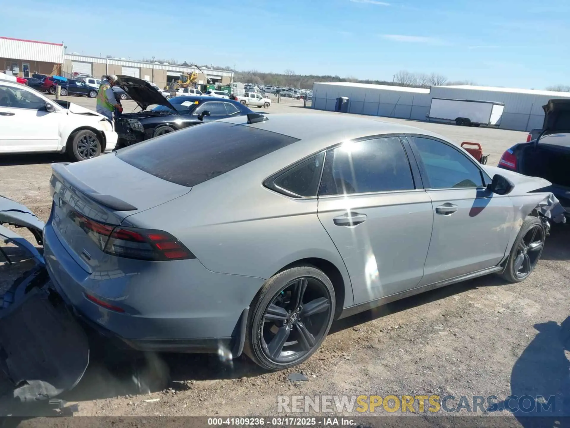 14 Фотография поврежденного автомобиля 1HGCY2F77RA054927 HONDA ACCORD 2024