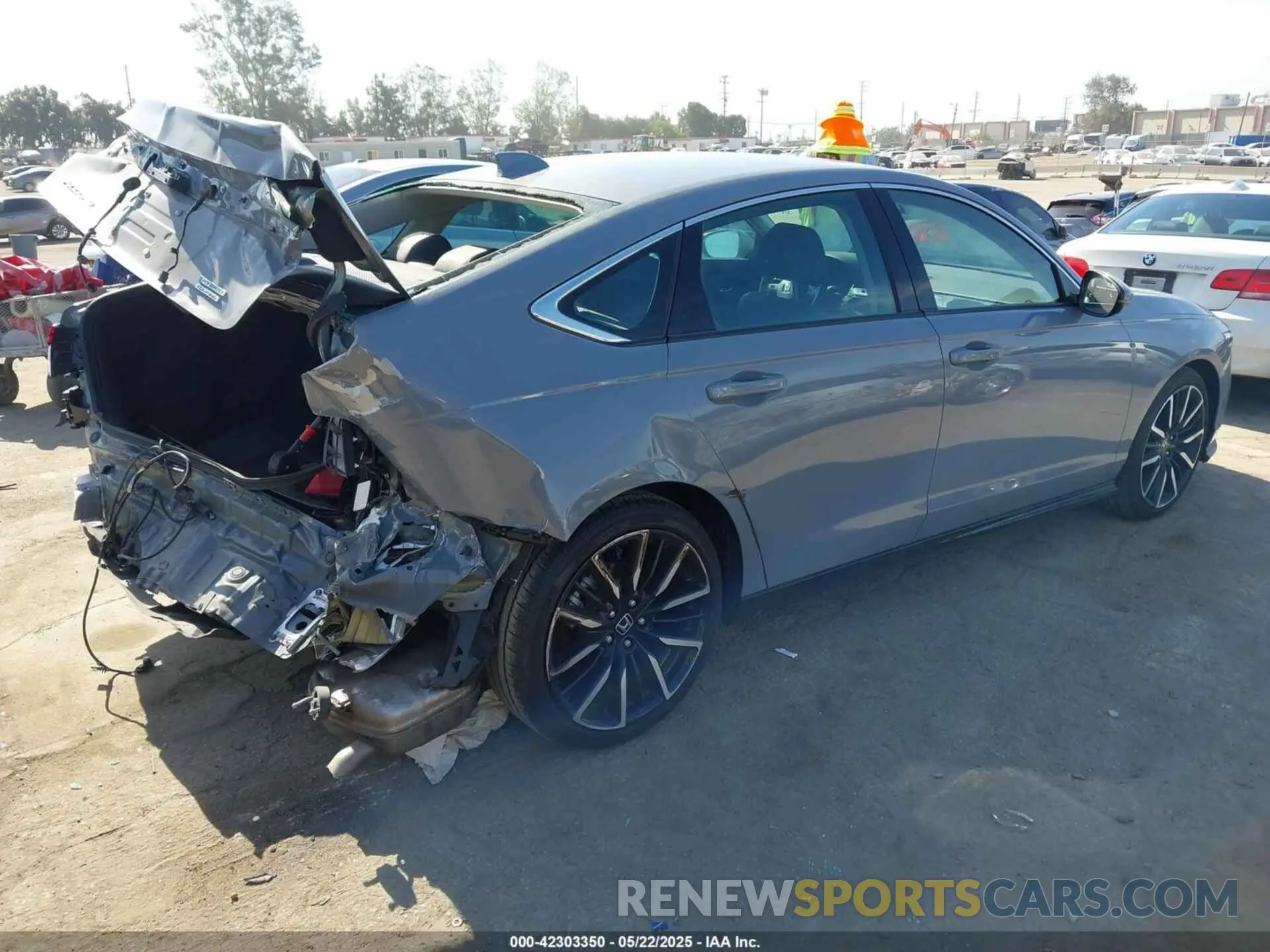4 Фотография поврежденного автомобиля 1HGCY2F81RA045827 HONDA ACCORD 2024