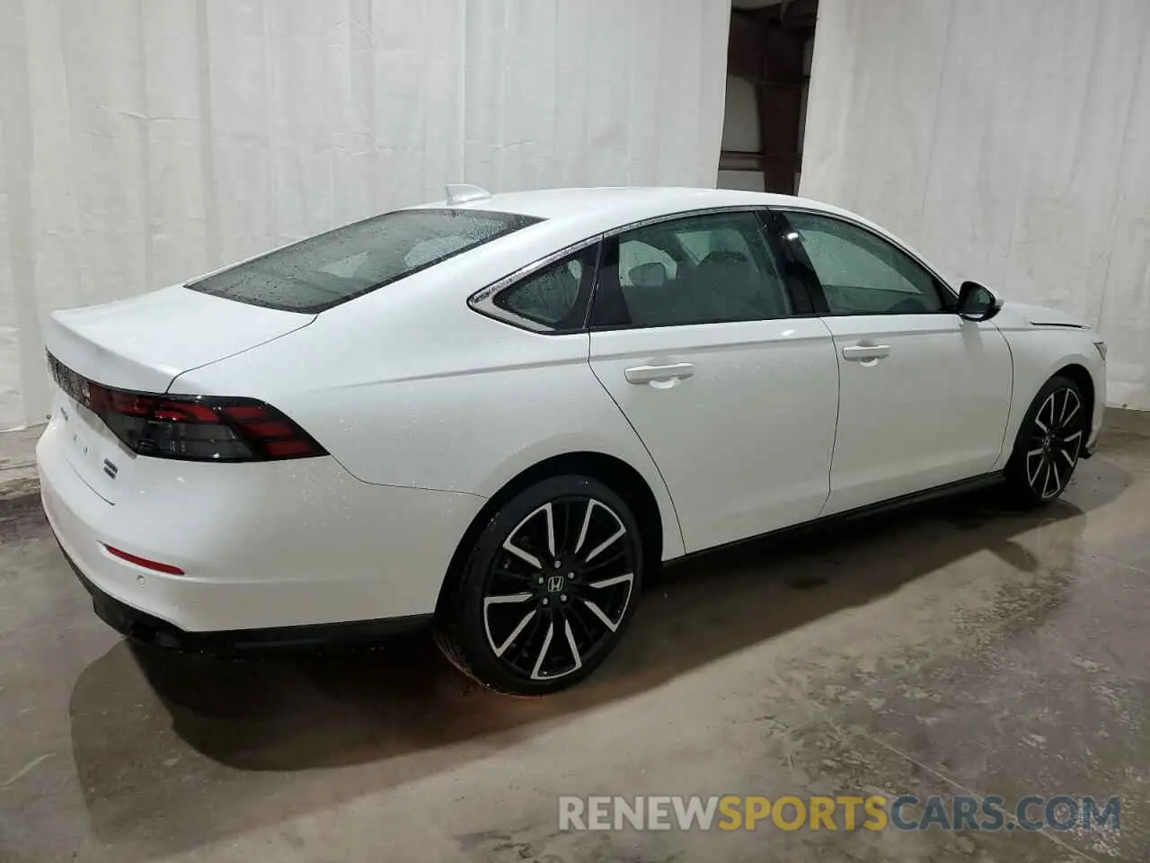 3 Фотография поврежденного автомобиля 1HGCY2F84RA035244 HONDA ACCORD 2024