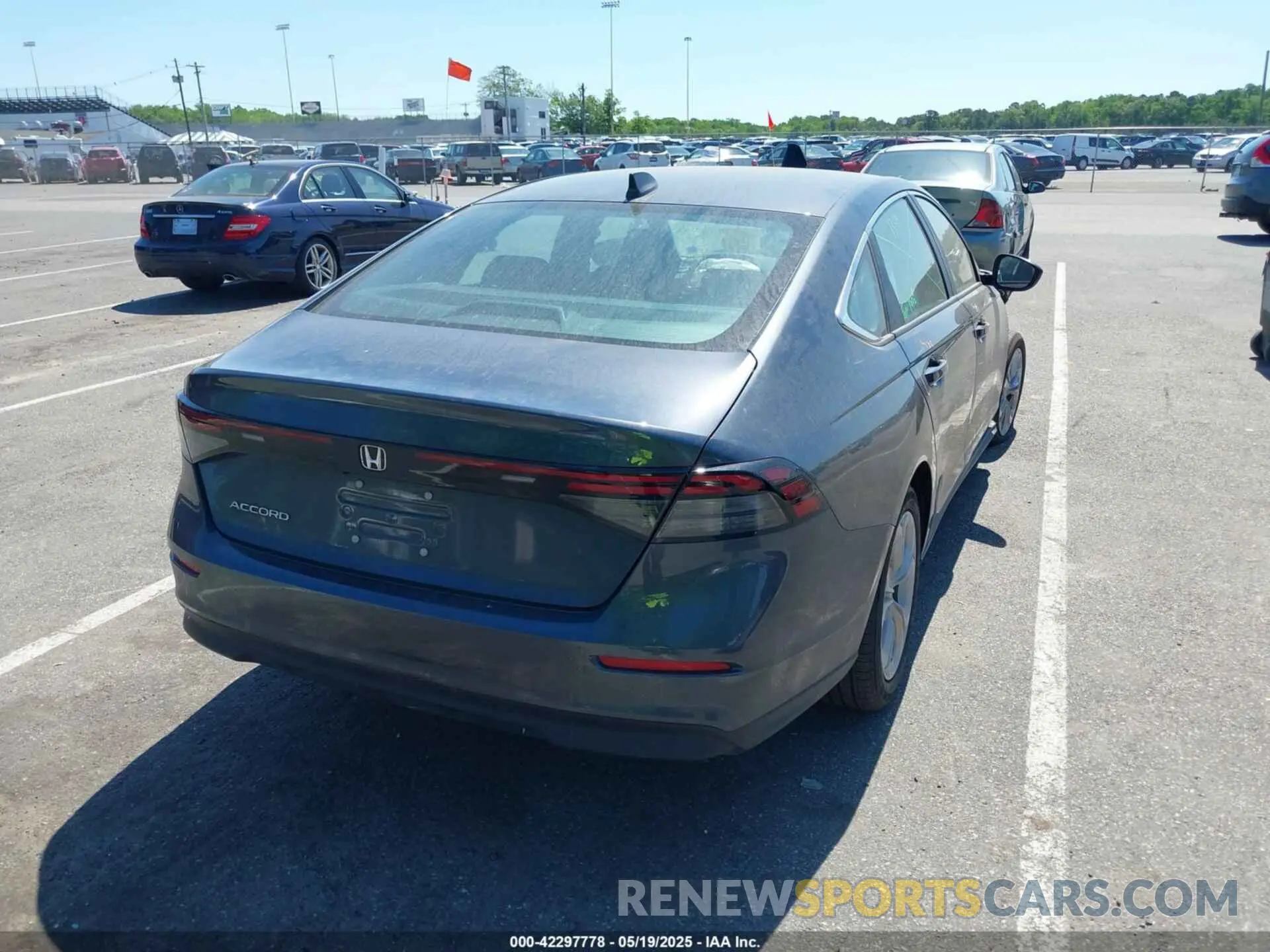 4 Photograph of a damaged car 1HGCY1F20SA005797 HONDA ACCORD 2025