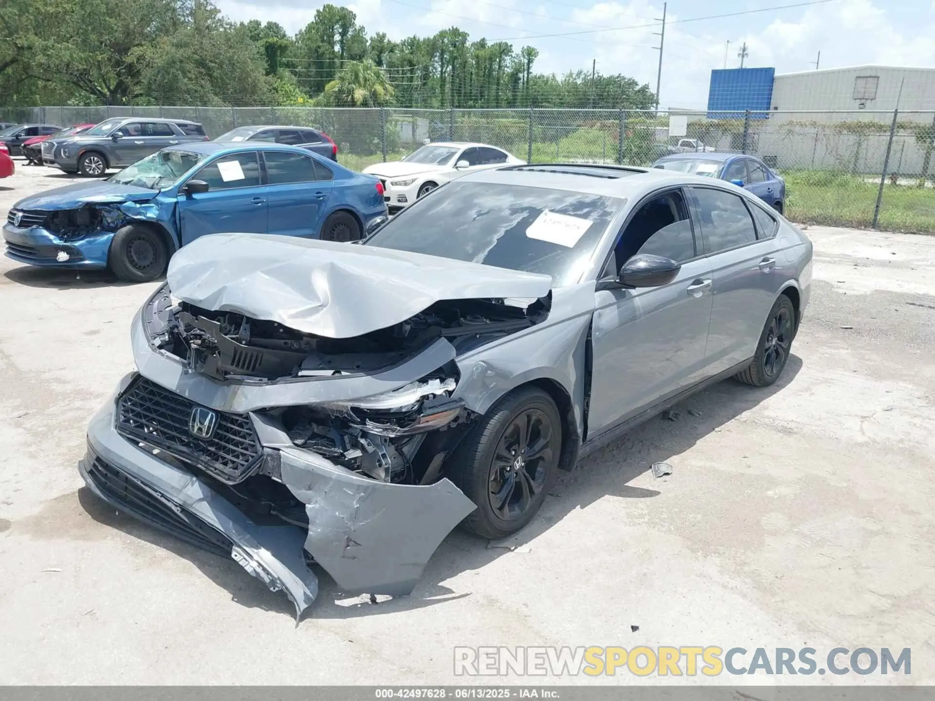 2 Фотография поврежденного автомобиля 1HGCY1F41SA011514 HONDA ACCORD 2025