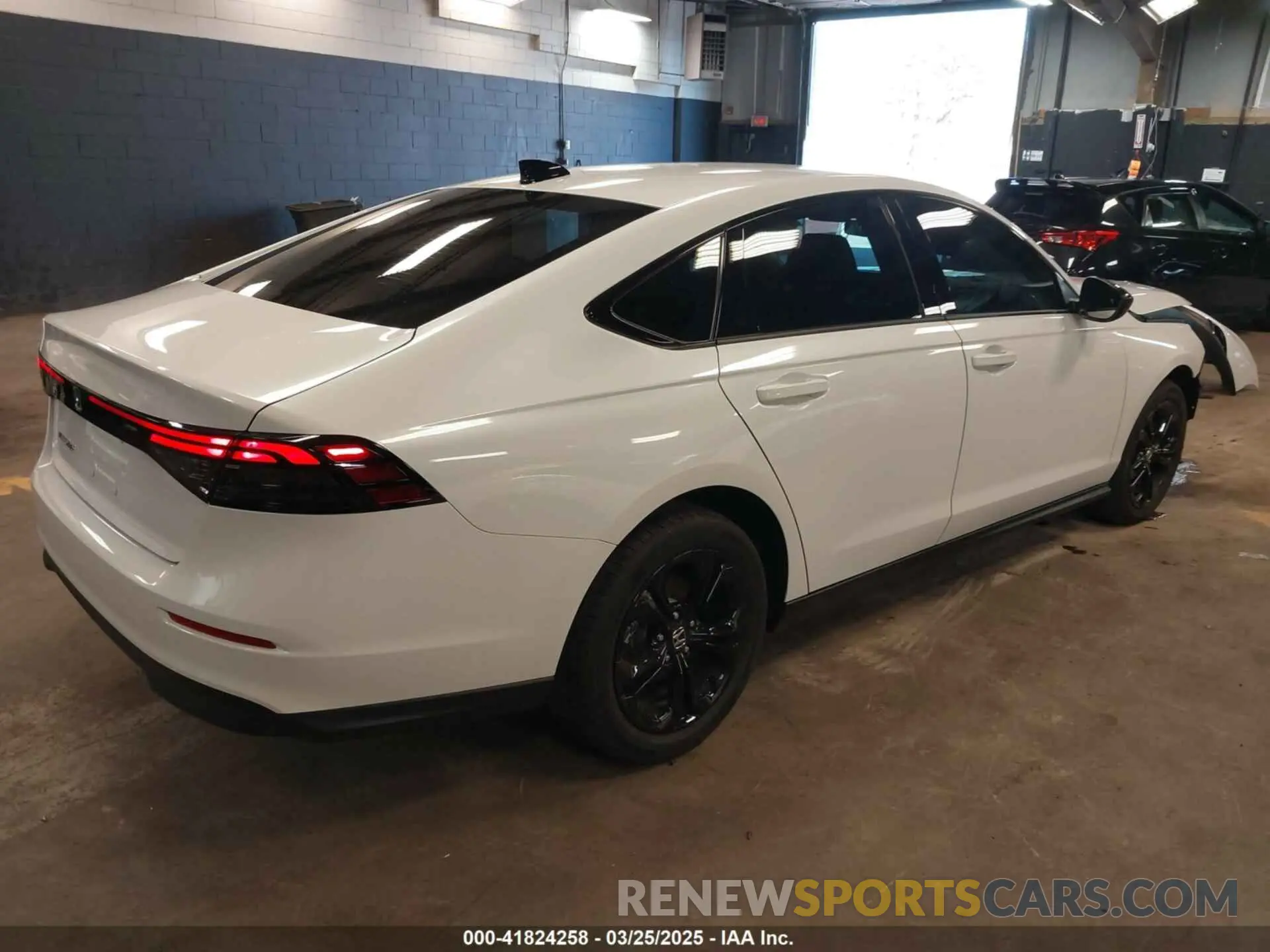 4 Фотография поврежденного автомобиля 1HGCY1F4XSA005985 HONDA ACCORD 2025