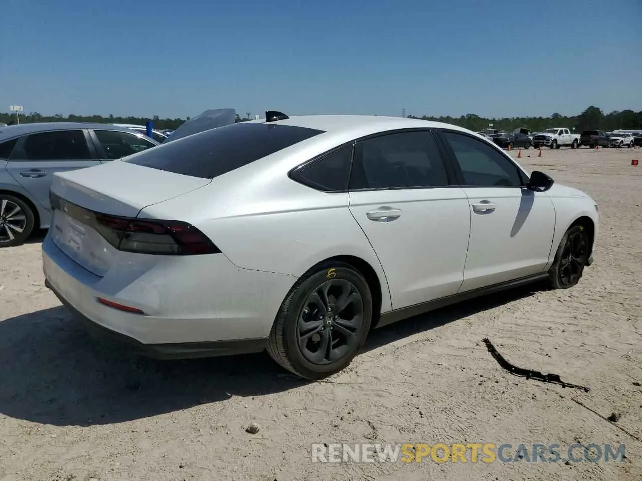 3 Фотография поврежденного автомобиля 1HGCY1F4XSA011320 HONDA ACCORD 2025