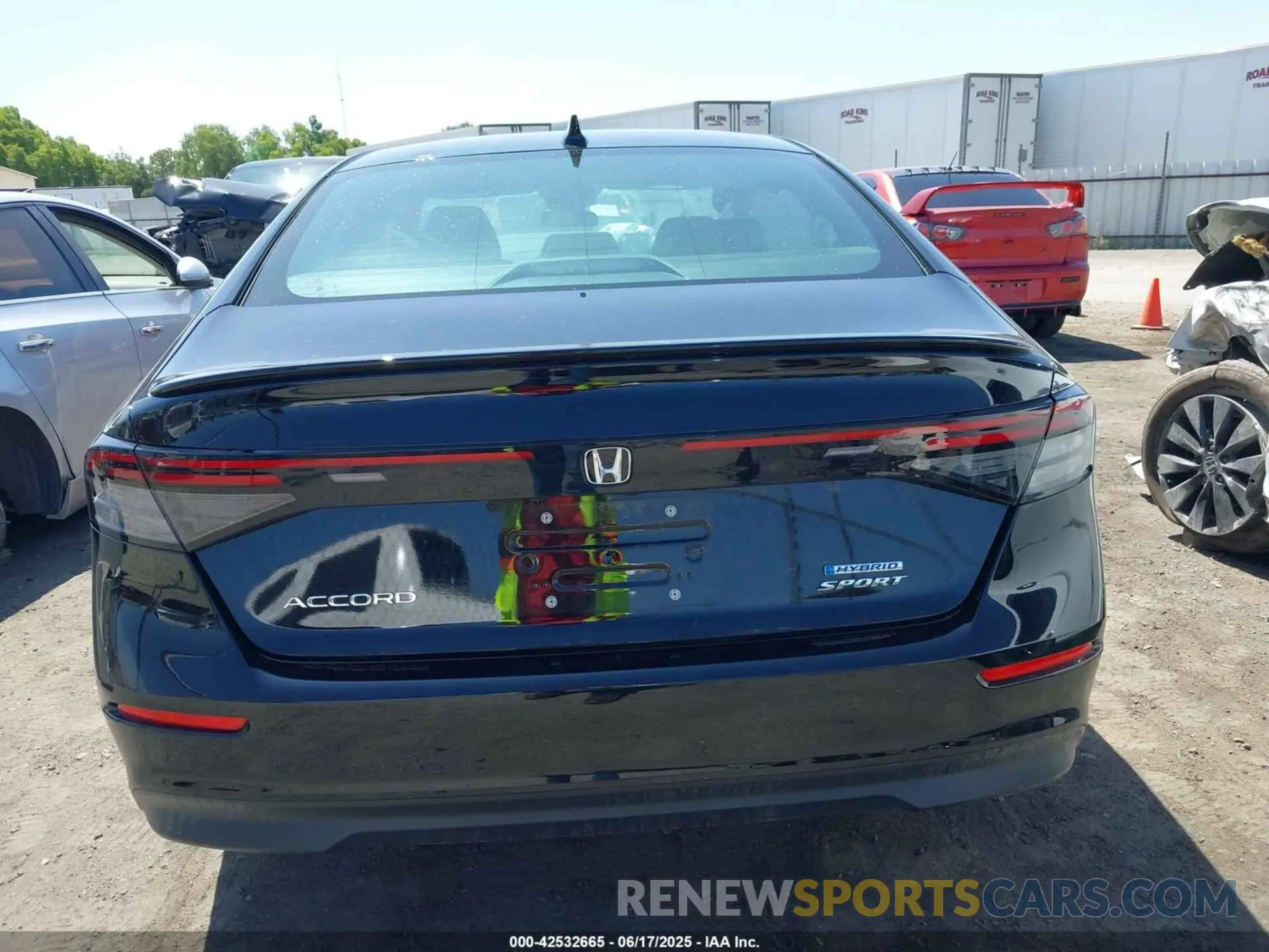 17 Photograph of a damaged car 1HGCY2F52SA029101 HONDA ACCORD 2025