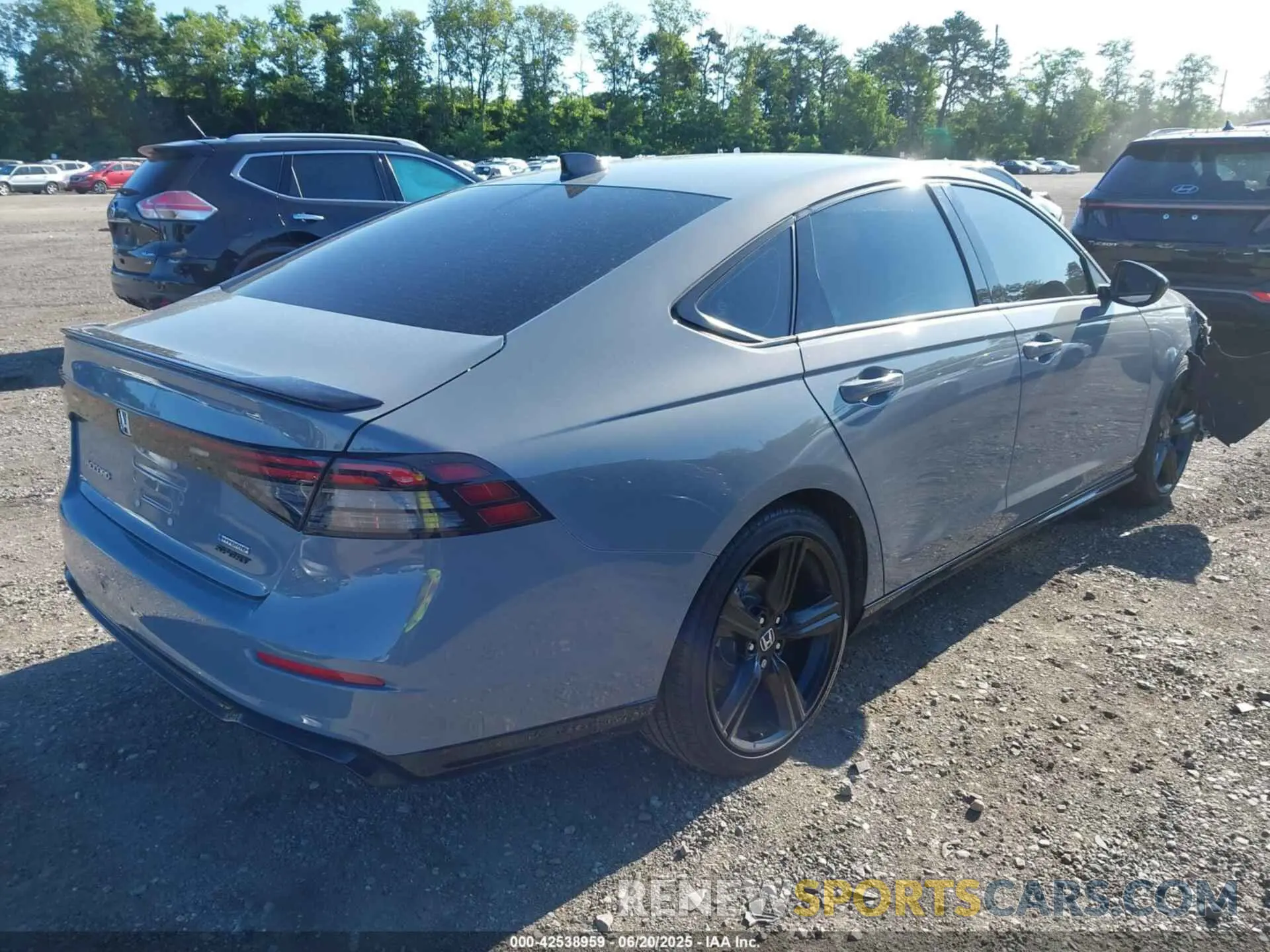 4 Фотография поврежденного автомобиля 1HGCY2F78SA030464 HONDA ACCORD 2025