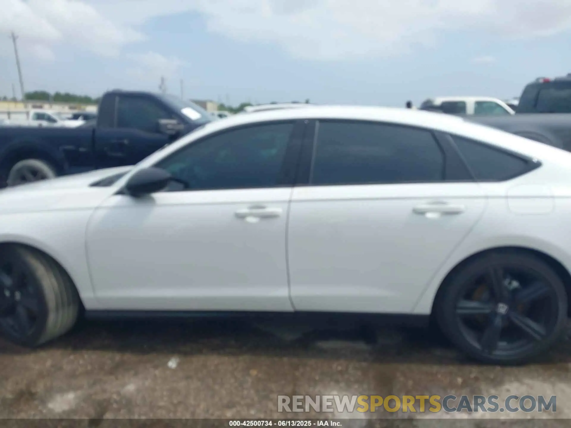 14 Photograph of a damaged car 1HGCY2F79SA033955 HONDA ACCORD 2025