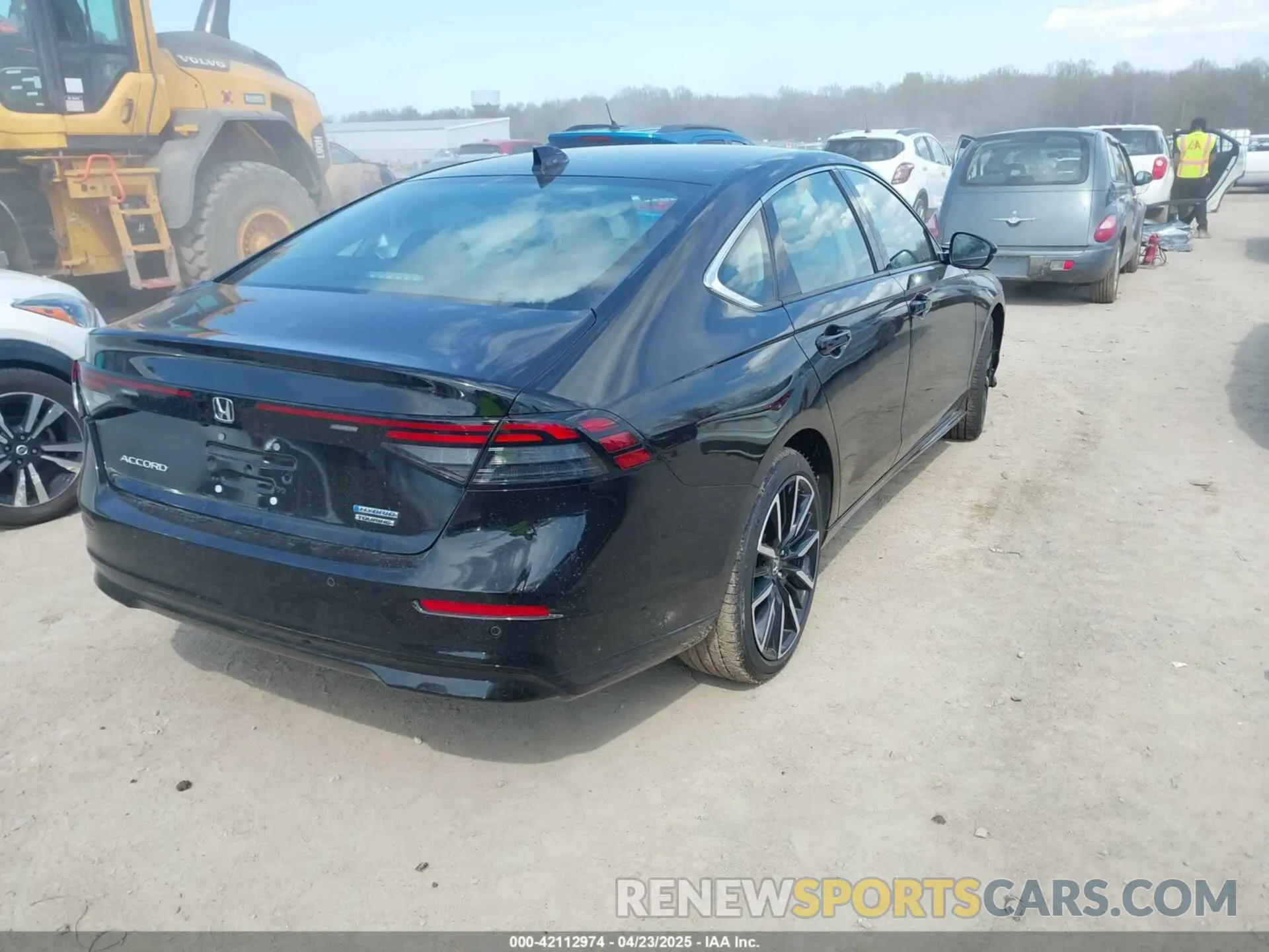 4 Фотография поврежденного автомобиля 1HGCY2F83SA040490 HONDA ACCORD 2025