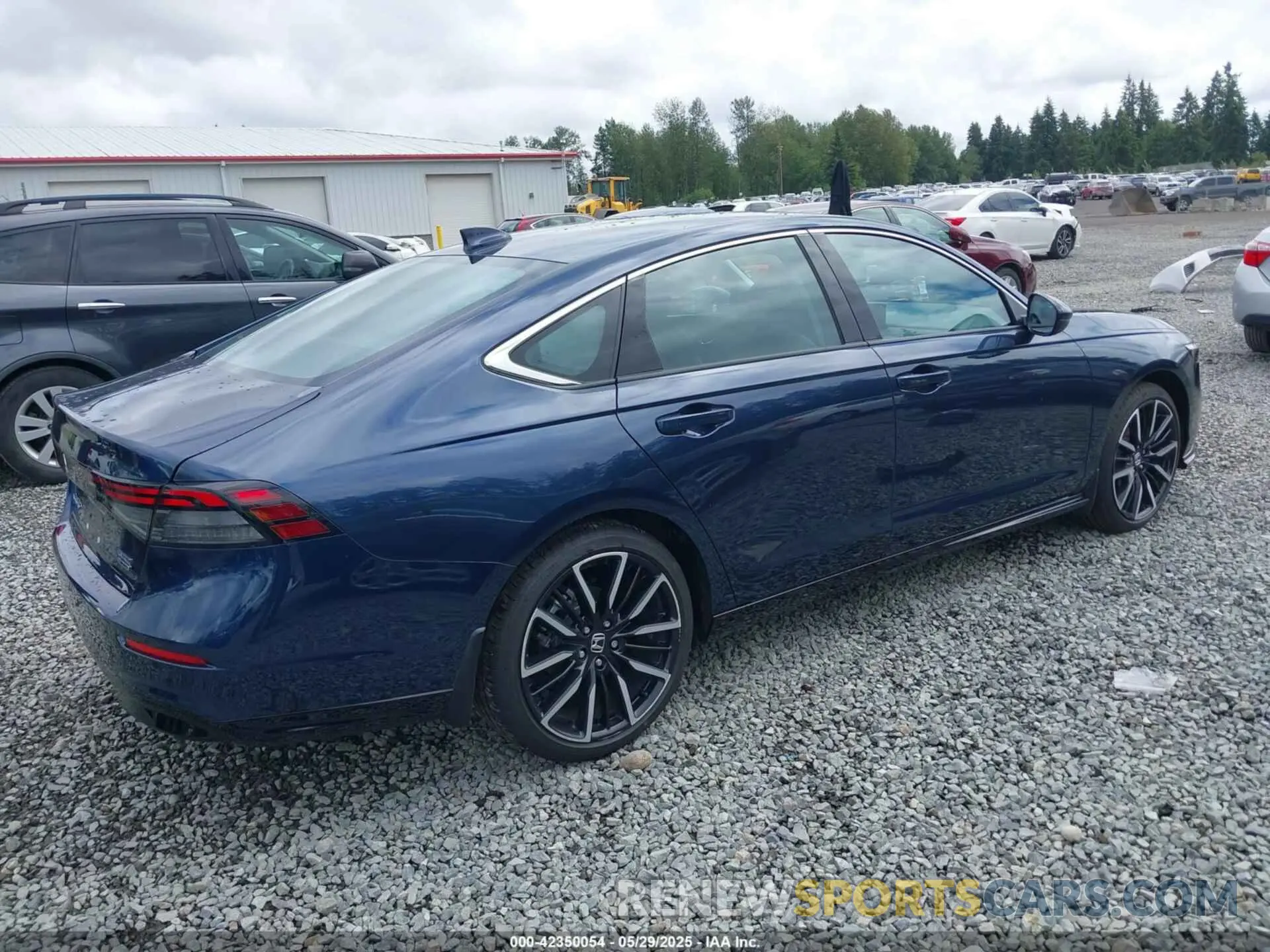 4 Photograph of a damaged car 1HGCY2F86SA000890 HONDA ACCORD 2025