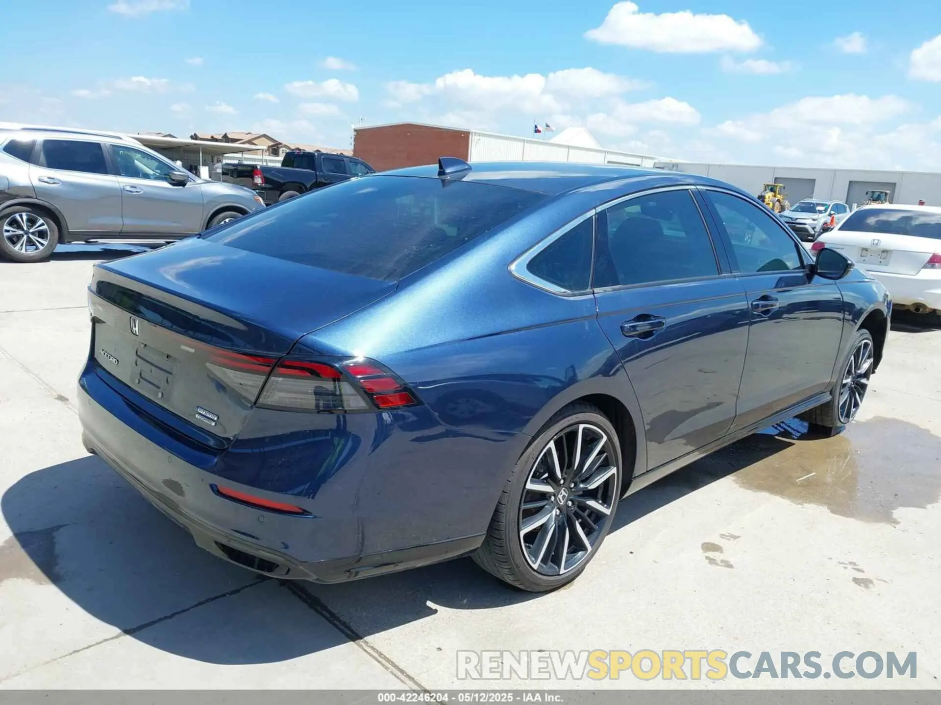 4 Photograph of a damaged car 1HGCY2F8XSA000892 HONDA ACCORD 2025