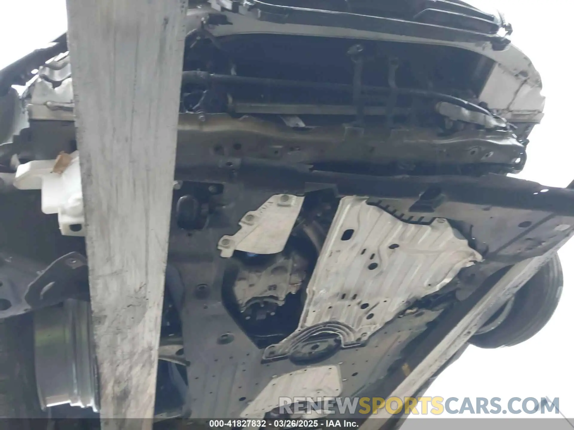 19 Photograph of a damaged car 1HGCV3F10KA017539 HONDA ACCORD HYBRID 2019