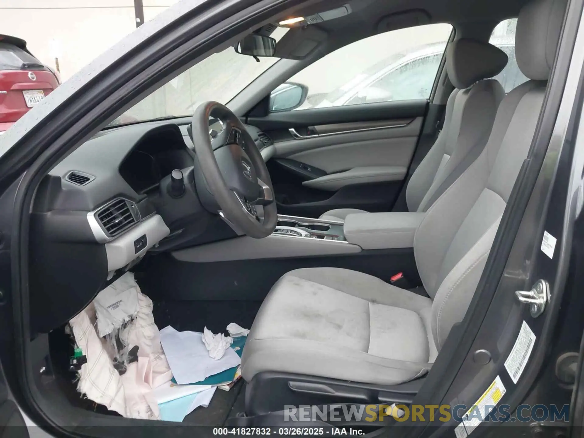 5 Photograph of a damaged car 1HGCV3F10KA017539 HONDA ACCORD HYBRID 2019