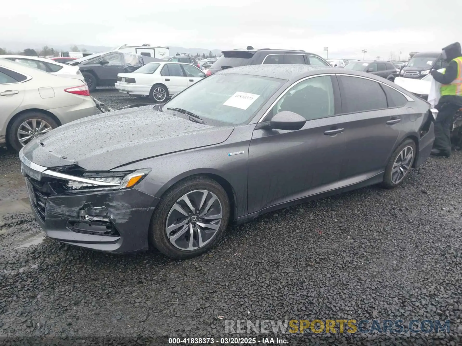 2 Фотография поврежденного автомобиля 1HGCV3F12KA006218 HONDA ACCORD HYBRID 2019