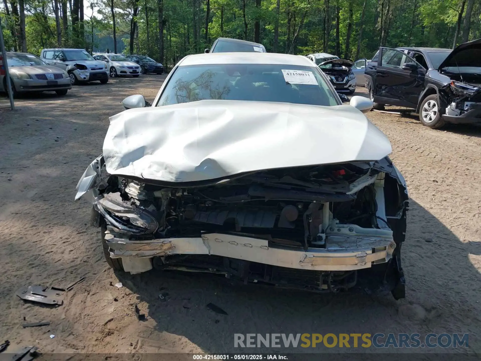 13 Photograph of a damaged car 1HGCV3F17KA003430 HONDA ACCORD HYBRID 2019