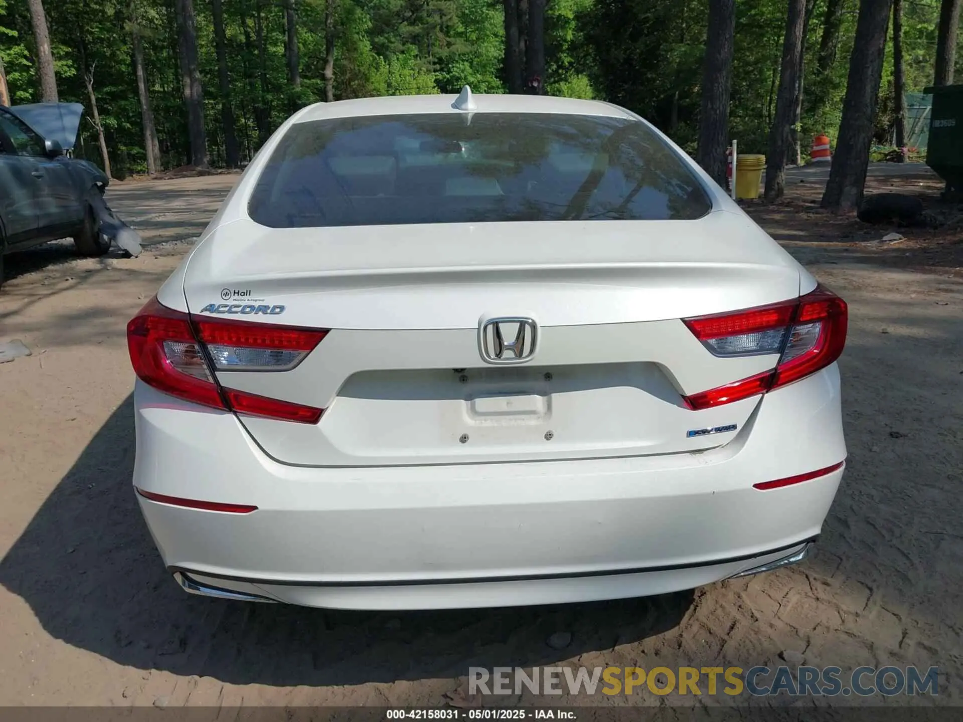 17 Photograph of a damaged car 1HGCV3F17KA003430 HONDA ACCORD HYBRID 2019