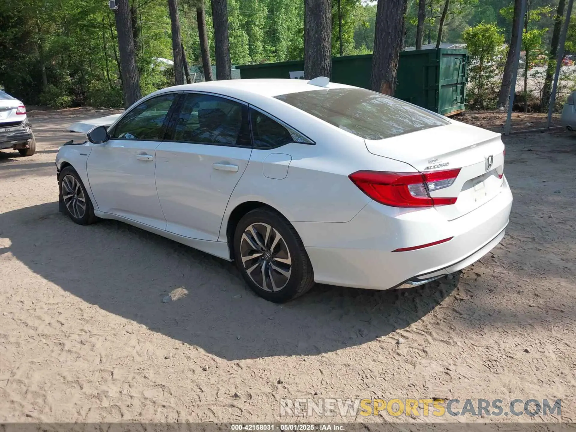 3 Photograph of a damaged car 1HGCV3F17KA003430 HONDA ACCORD HYBRID 2019