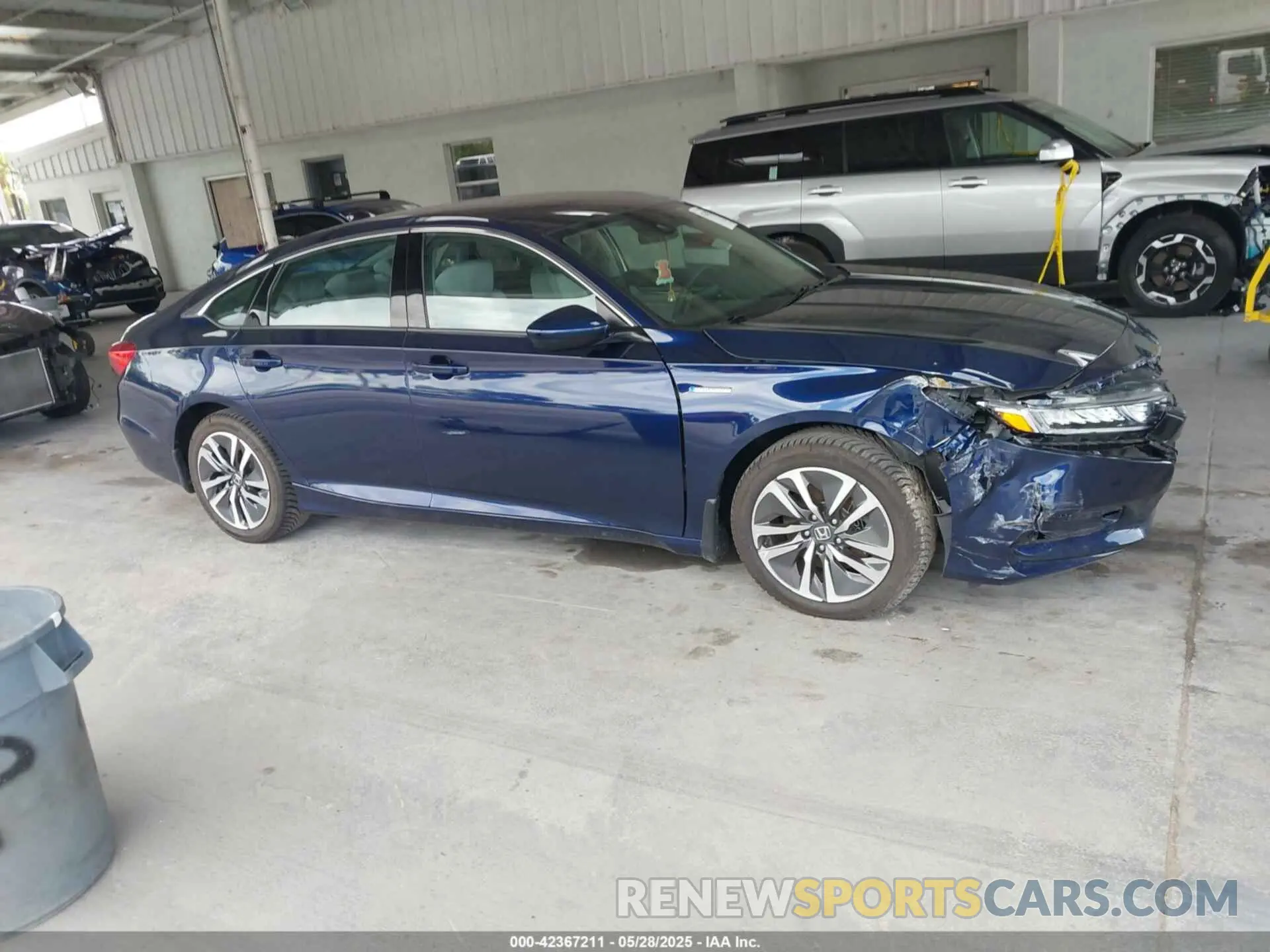14 Photograph of a damaged car 1HGCV3F1XKA007293 HONDA ACCORD HYBRID 2019