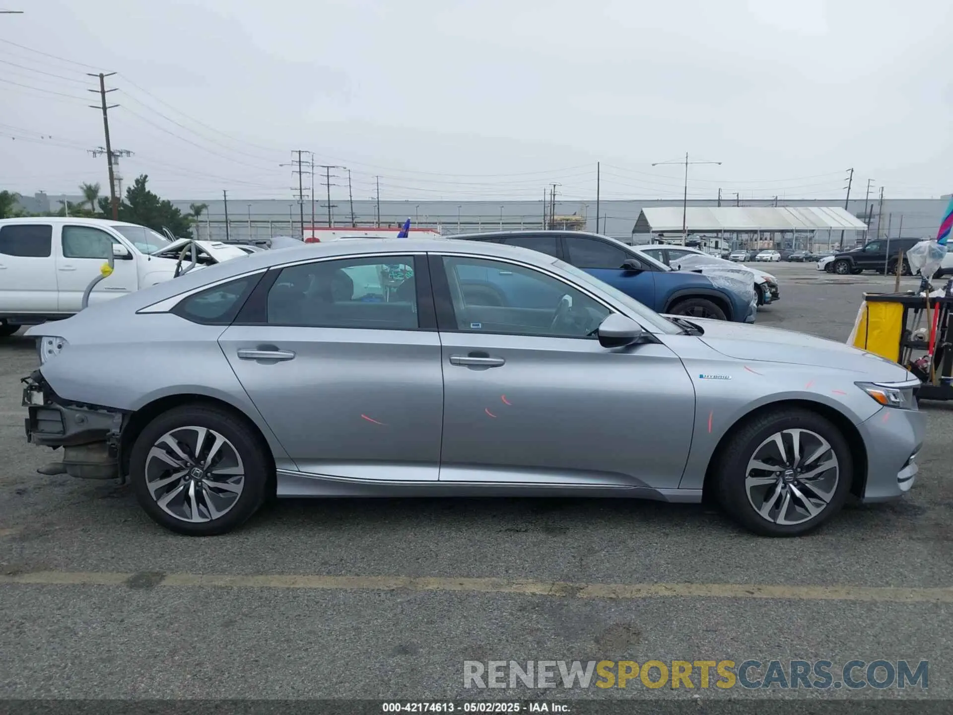 14 Photograph of a damaged car 1HGCV3F42KA021893 HONDA ACCORD HYBRID 2019