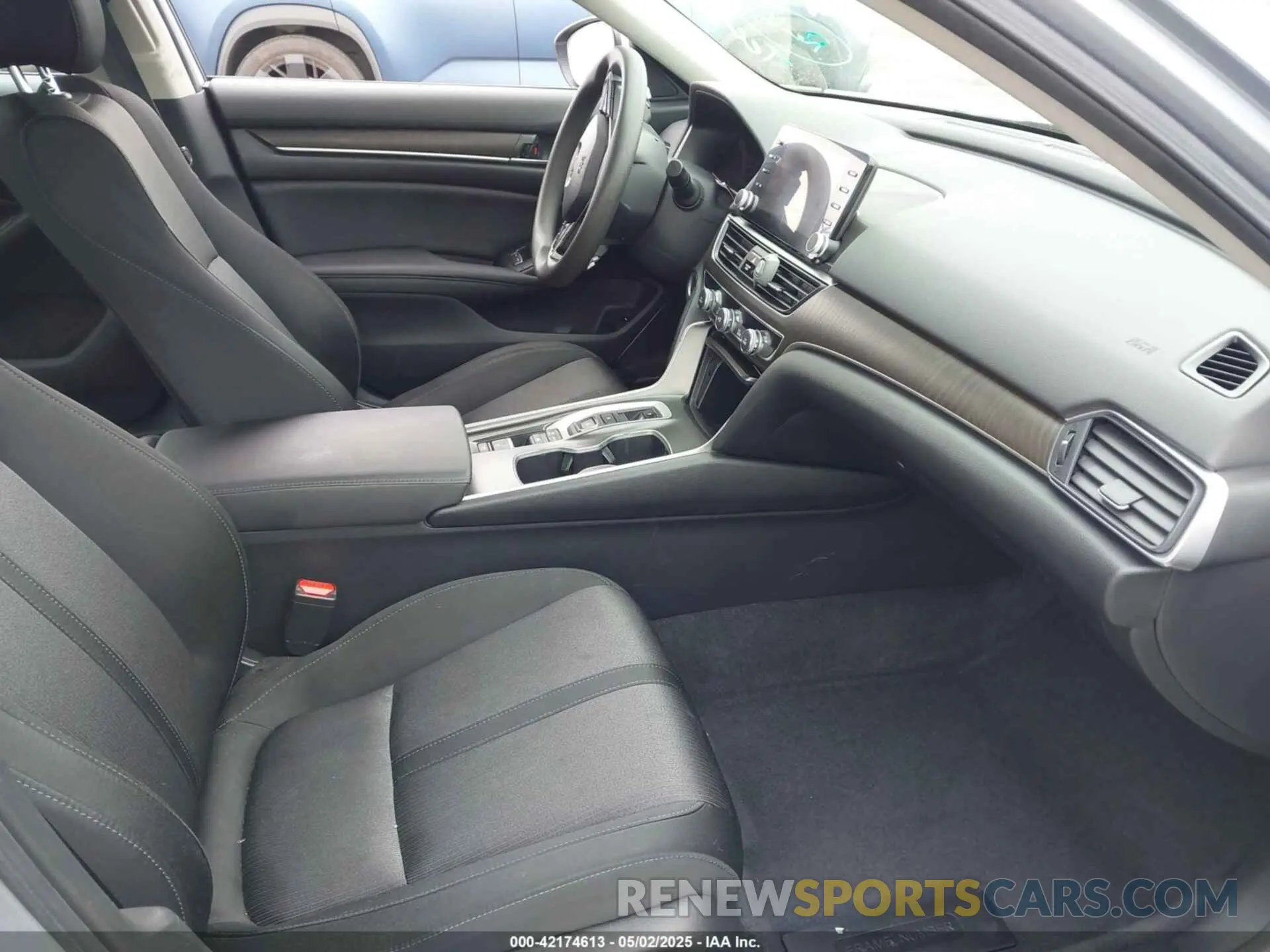 5 Photograph of a damaged car 1HGCV3F42KA021893 HONDA ACCORD HYBRID 2019